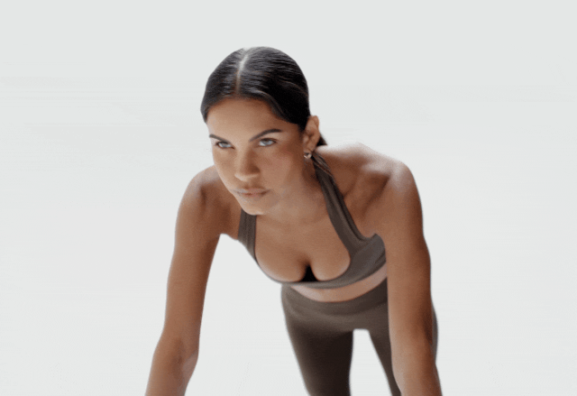 Leggings Studio Gif.gif