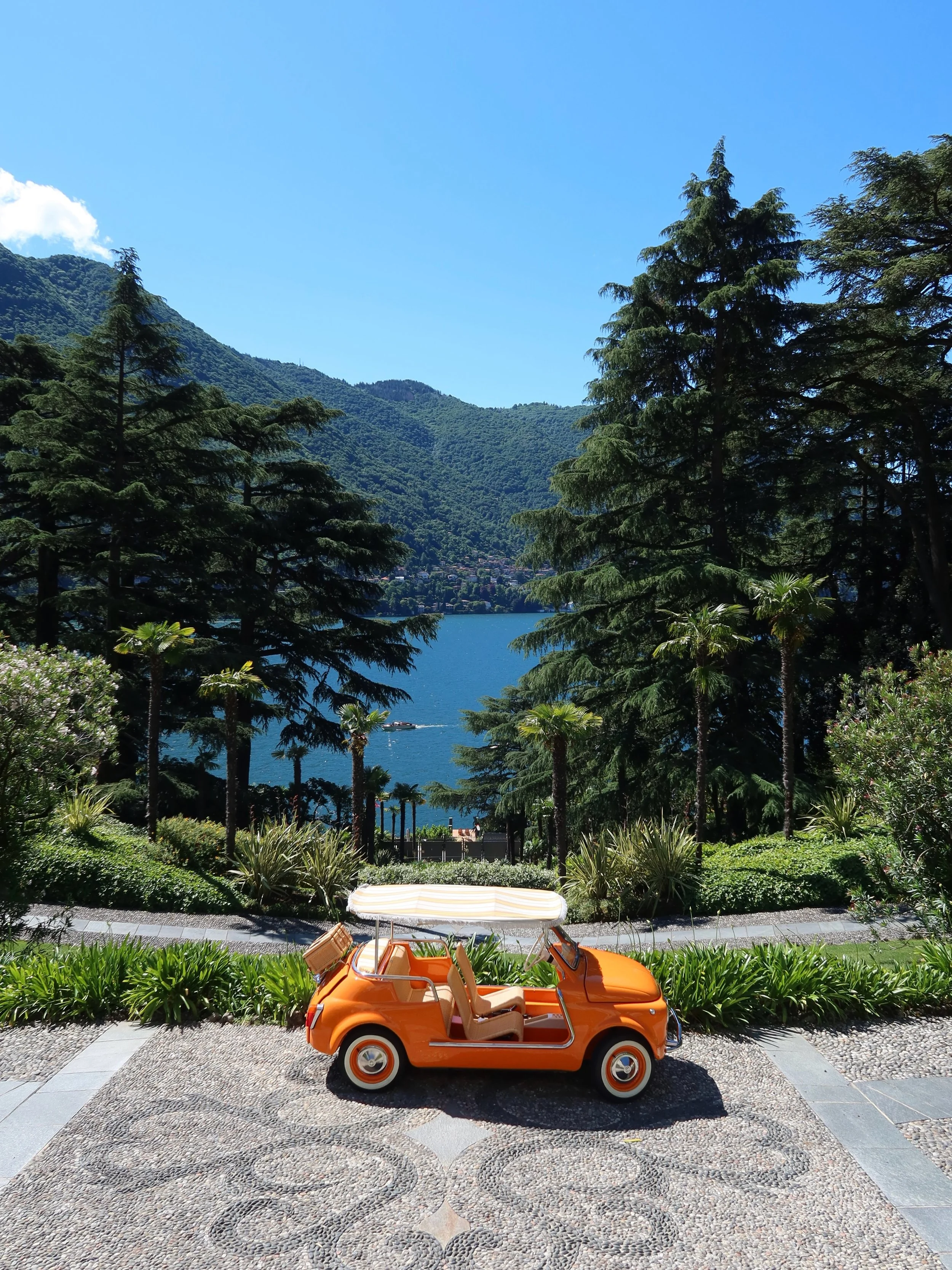 2 months later and I still can&rsquo;t stop thinking about @passalacqualakecomo 🧡

Passalacqua is less like staying at a hotel and more like being welcomed into the chicest Italian villa on Lake Como. It&rsquo;s incredibly beautiful and luxurious, b