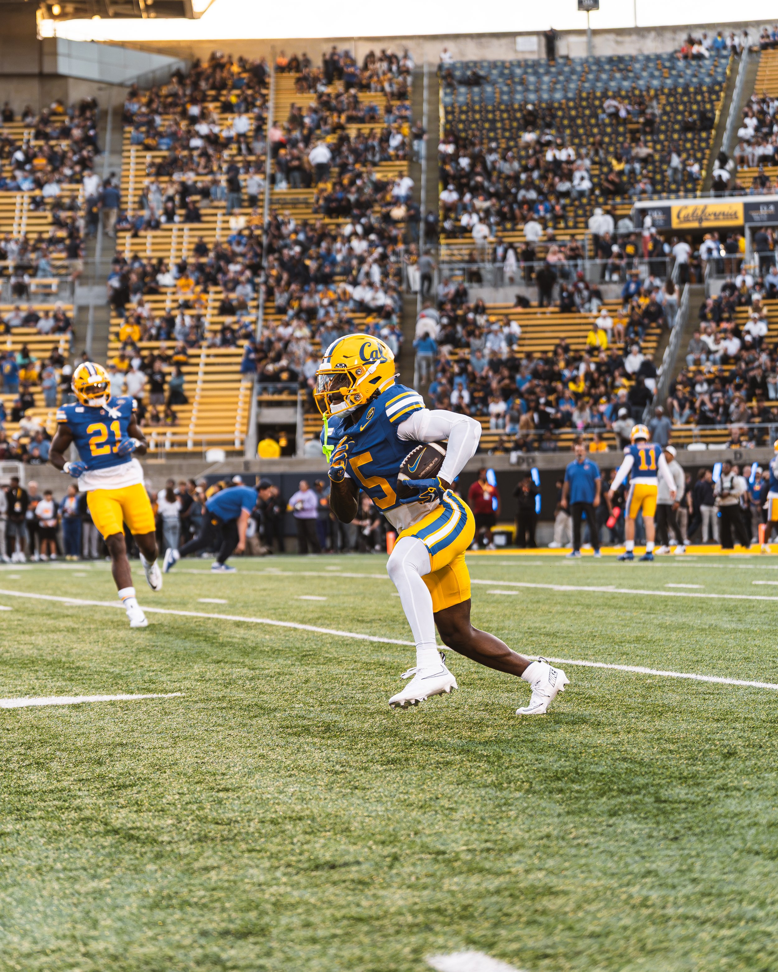 Quaron Adams_UCLA_TL_09.05.263093.jpg