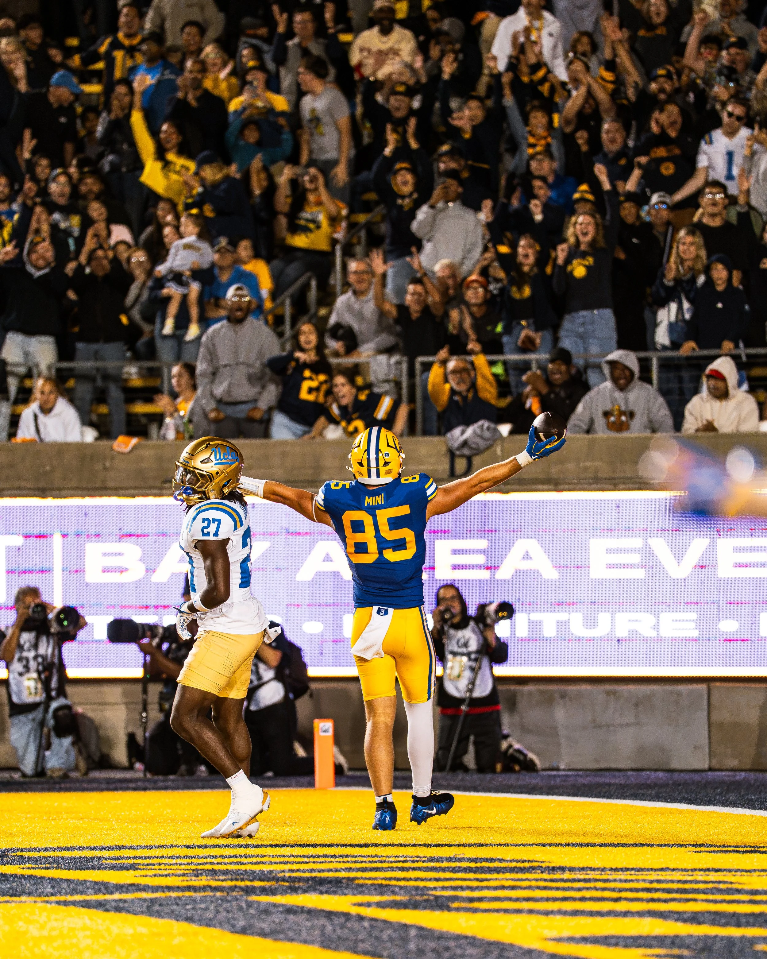 Mason Mini_UCLA_TL_09.05.263084.jpg