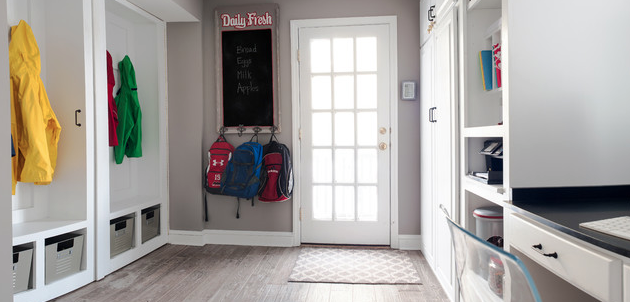 Mud room and office space