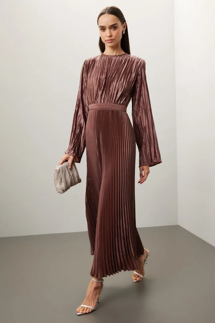 L'IDÉE Royale Gown.jpeg