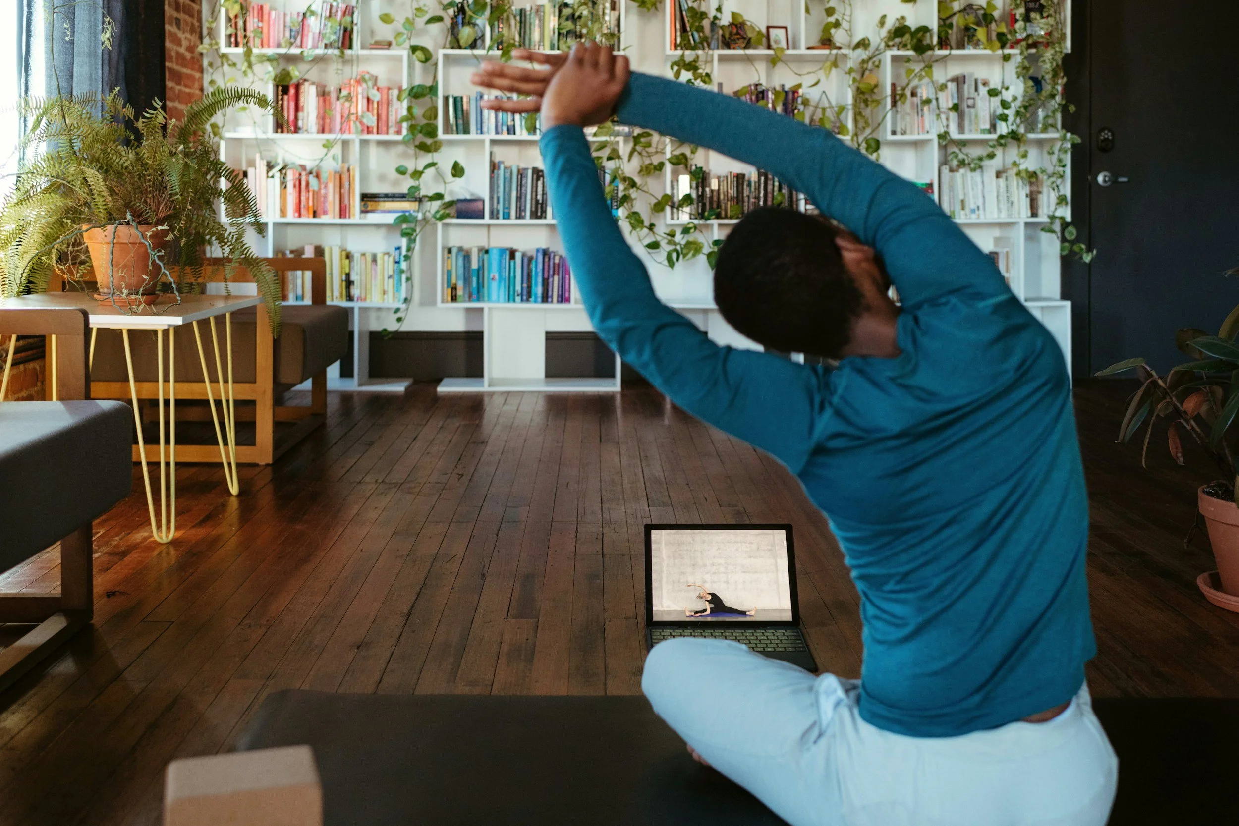 Can You Do Physical Therapy Online? What to Expect from Your First Telehealth PT Visit