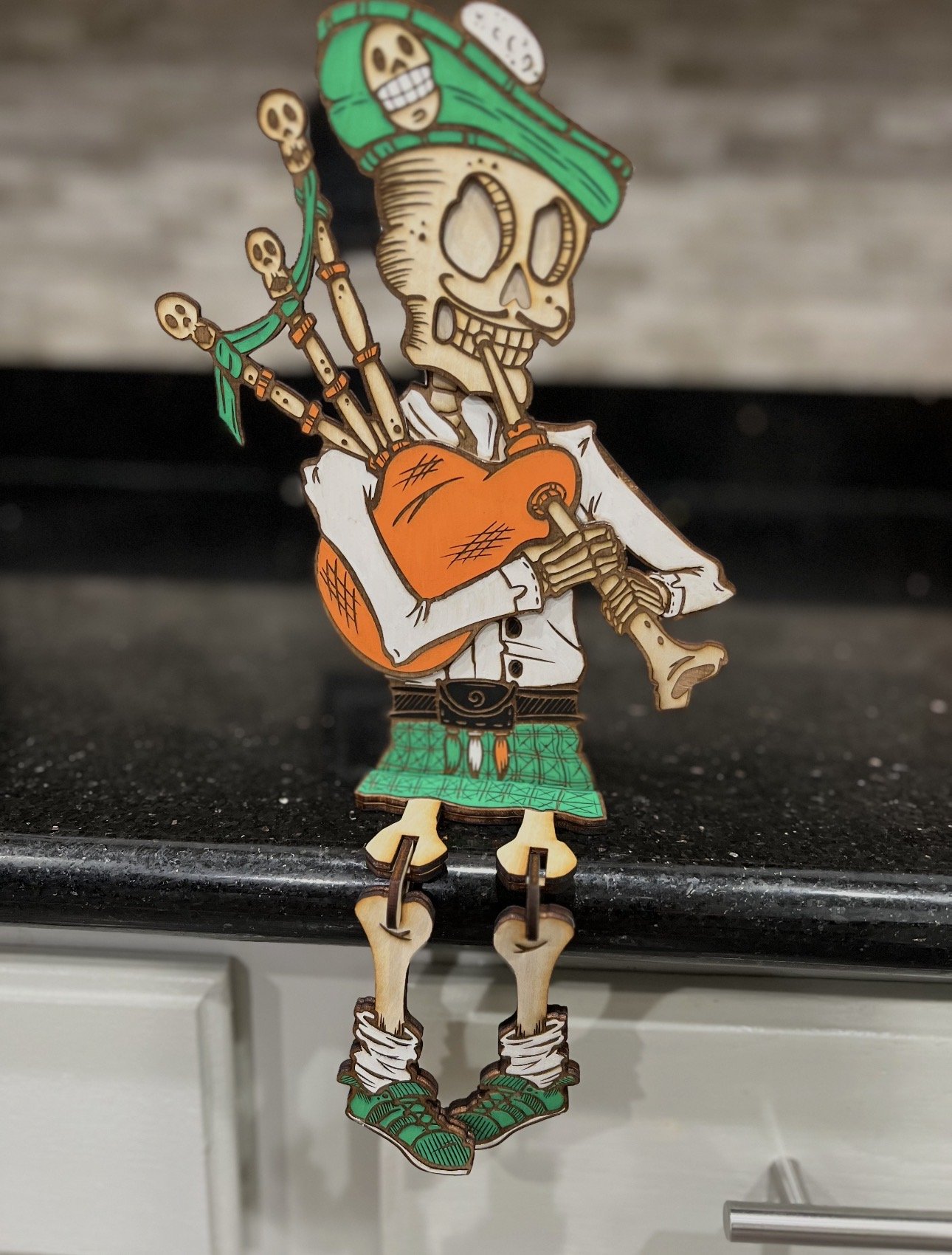 Irish Skeleton Shelf Topper