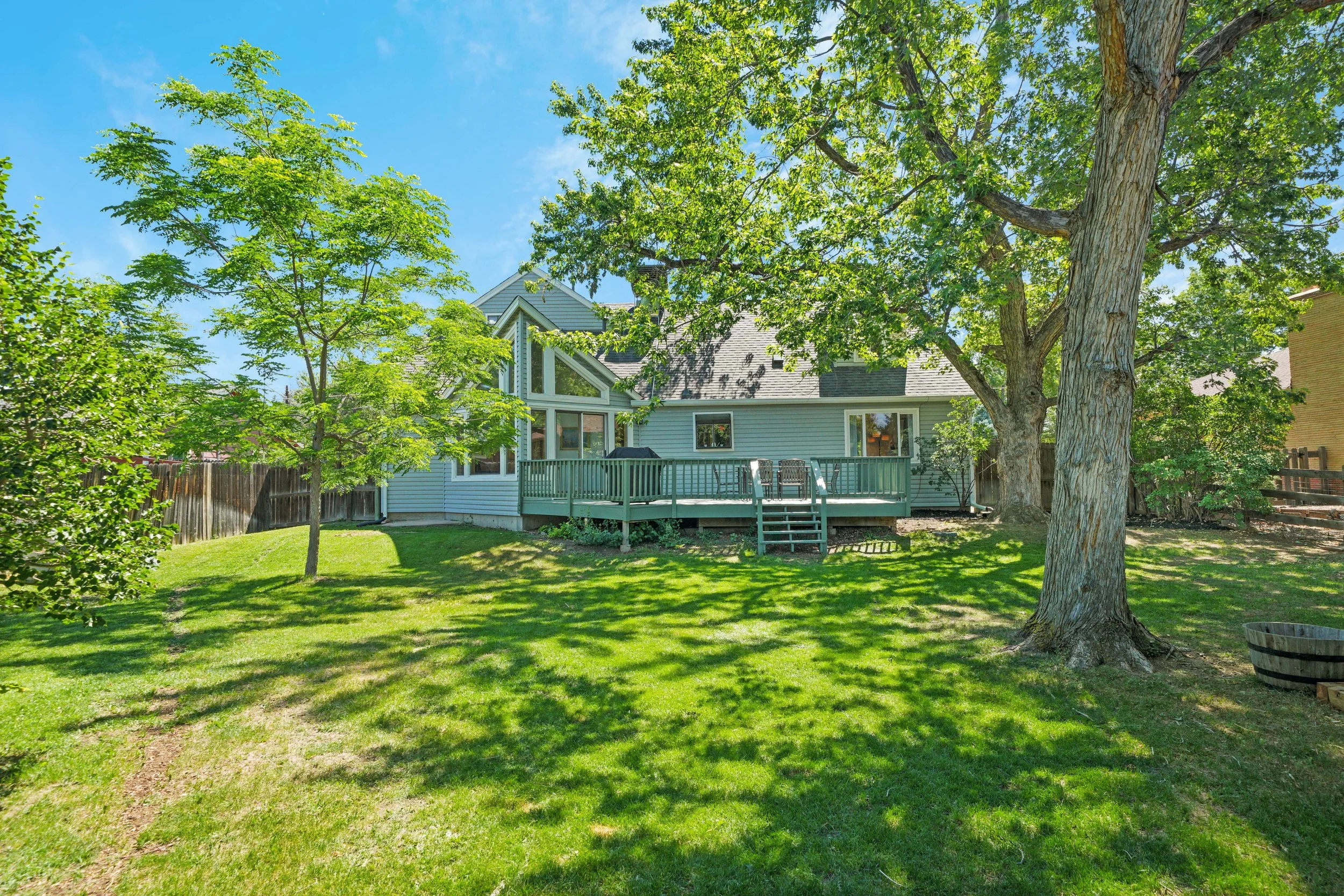 3555 Estes St(MLS)-7.jpg