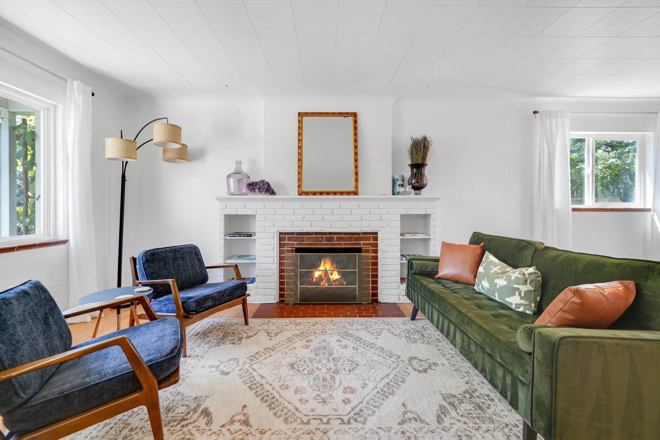3555 Estes St(MLS)-27.jpg