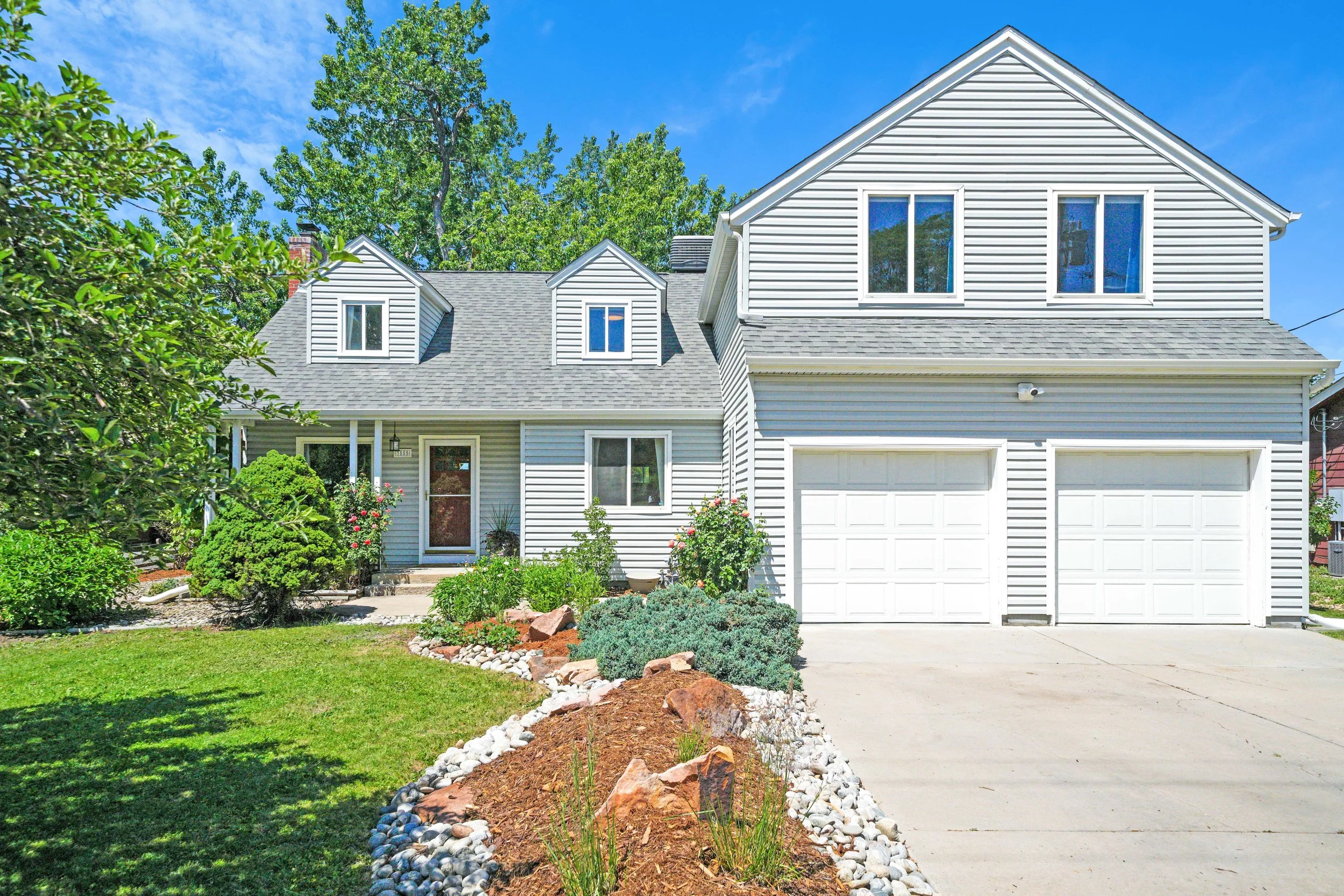 3555 Estes St(MLS)-42.jpg