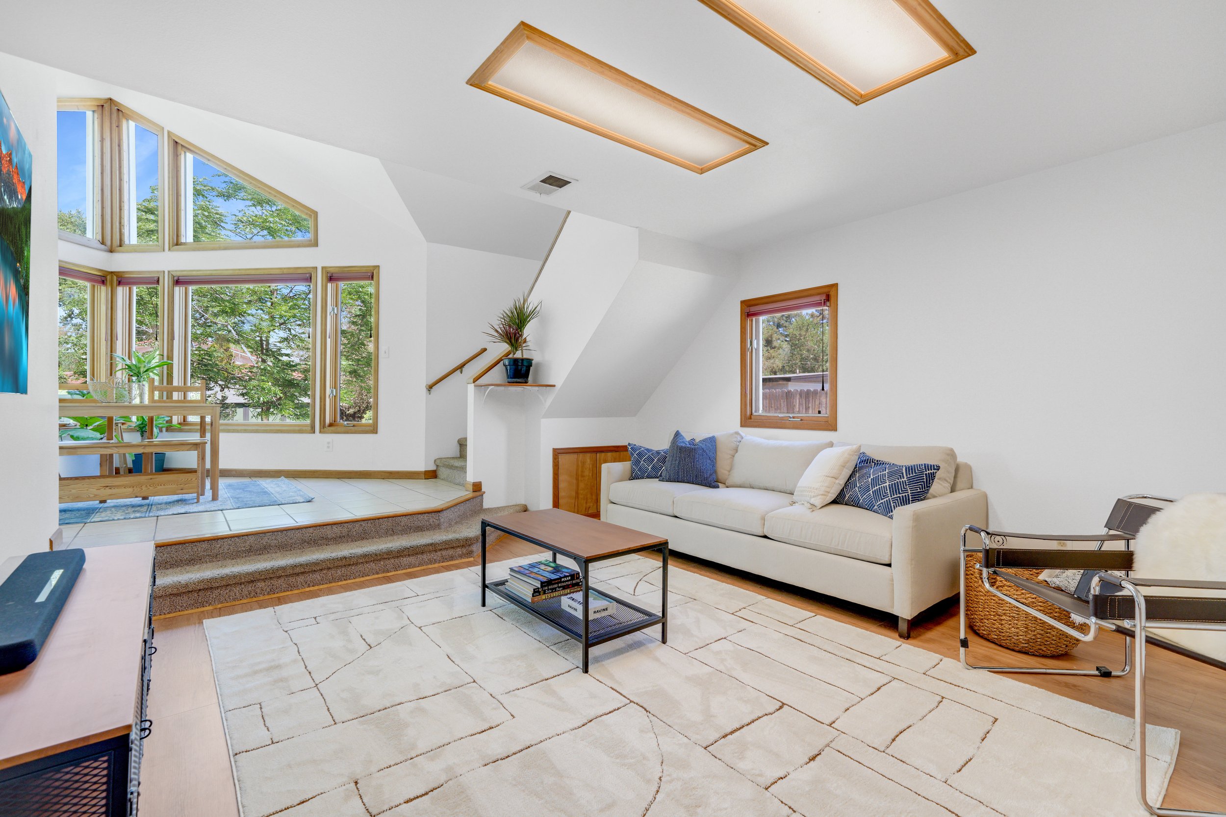 3555 Estes St(MLS)-20.jpg