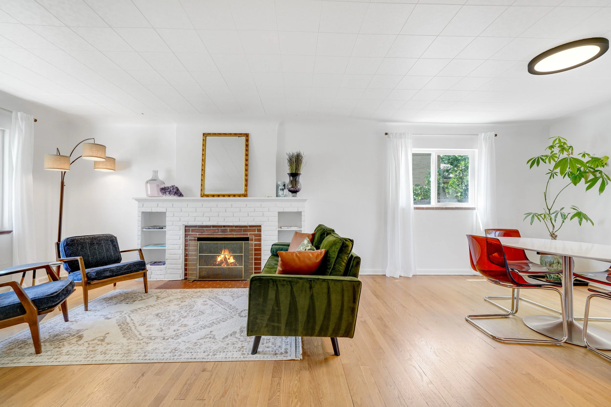 3555 Estes St(MLS)-25.jpg
