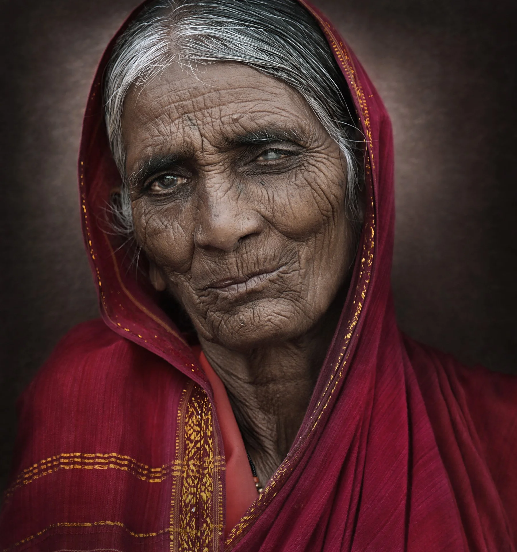 Indian woman 3.jpg