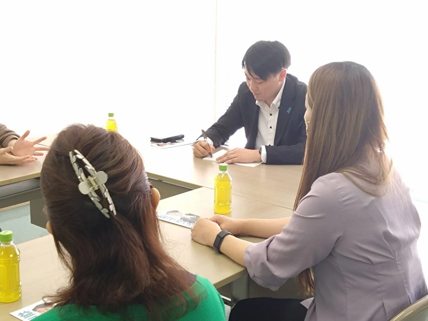 子育て中のお母さん達と意見交換
市政で取り組みたい課題がみえました

#益子ゆうや 
#26歳若い力で 
#ブラッシュアップ常陸大宮
#常陸大宮市 
#子育て中のママと繋がりたい