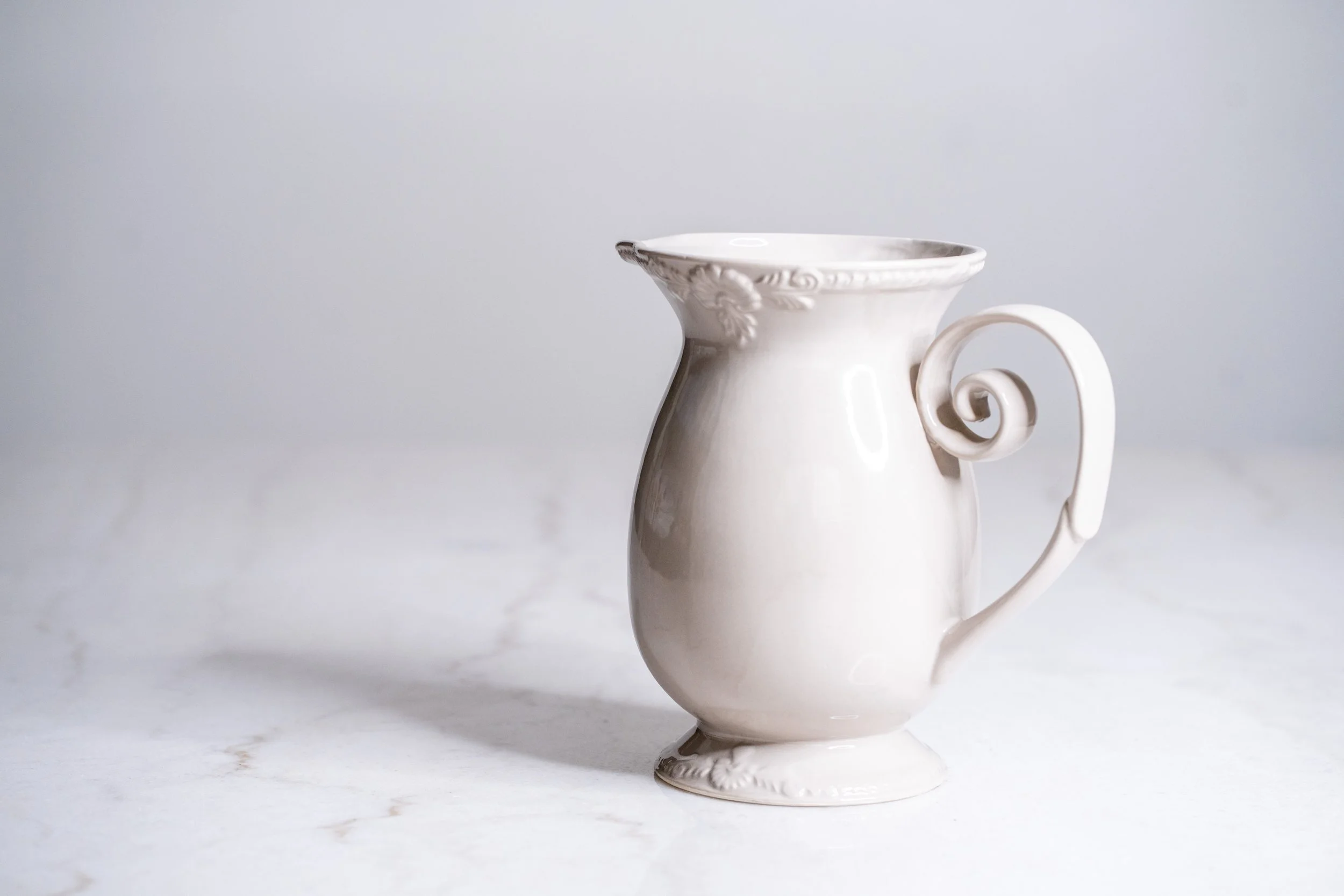 Provincial Home Living White Ceramic Acanthus Leaf Water Pitcher Jug