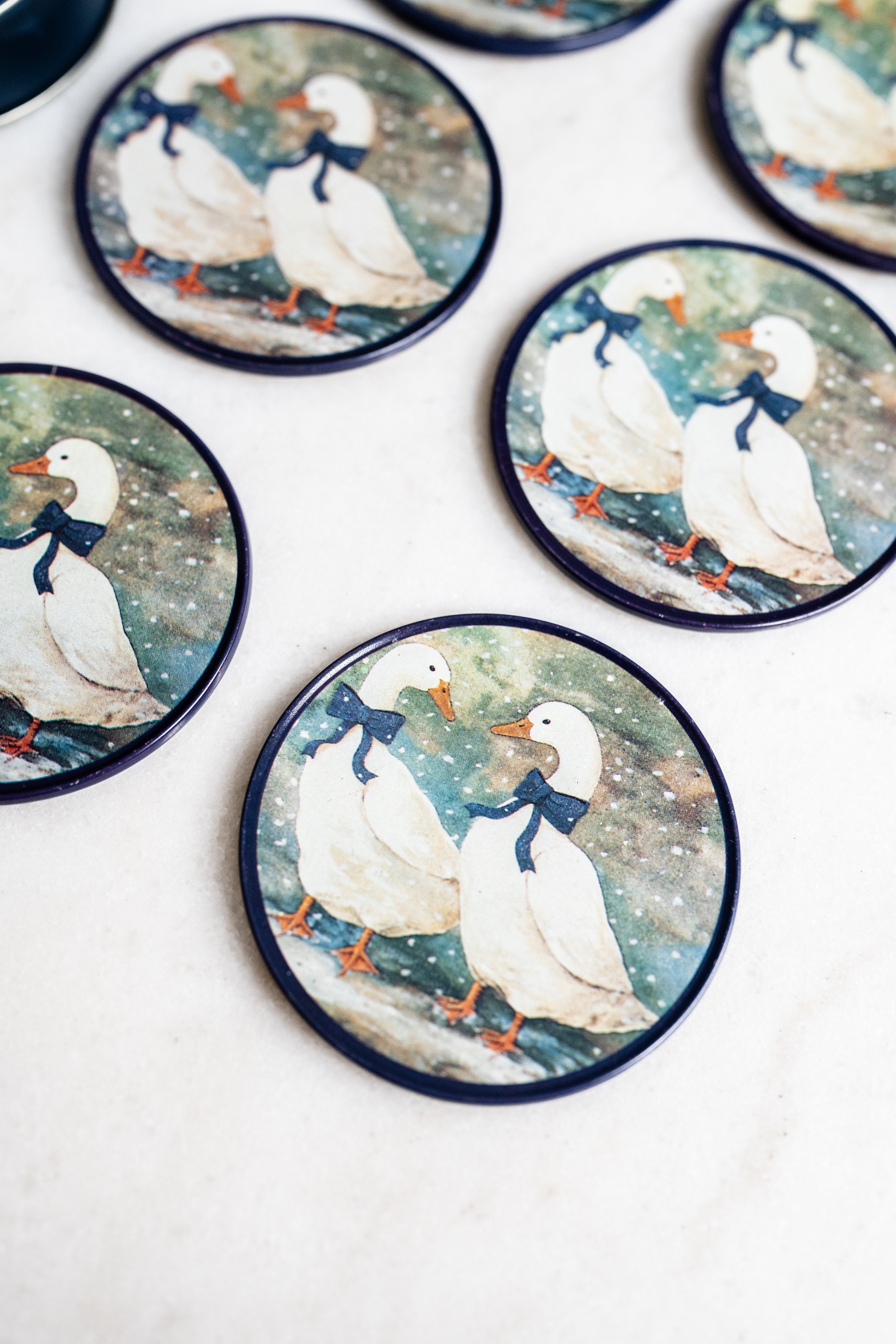 Vintage Country Cottage Country Goose Coaster Set with Storage Tin