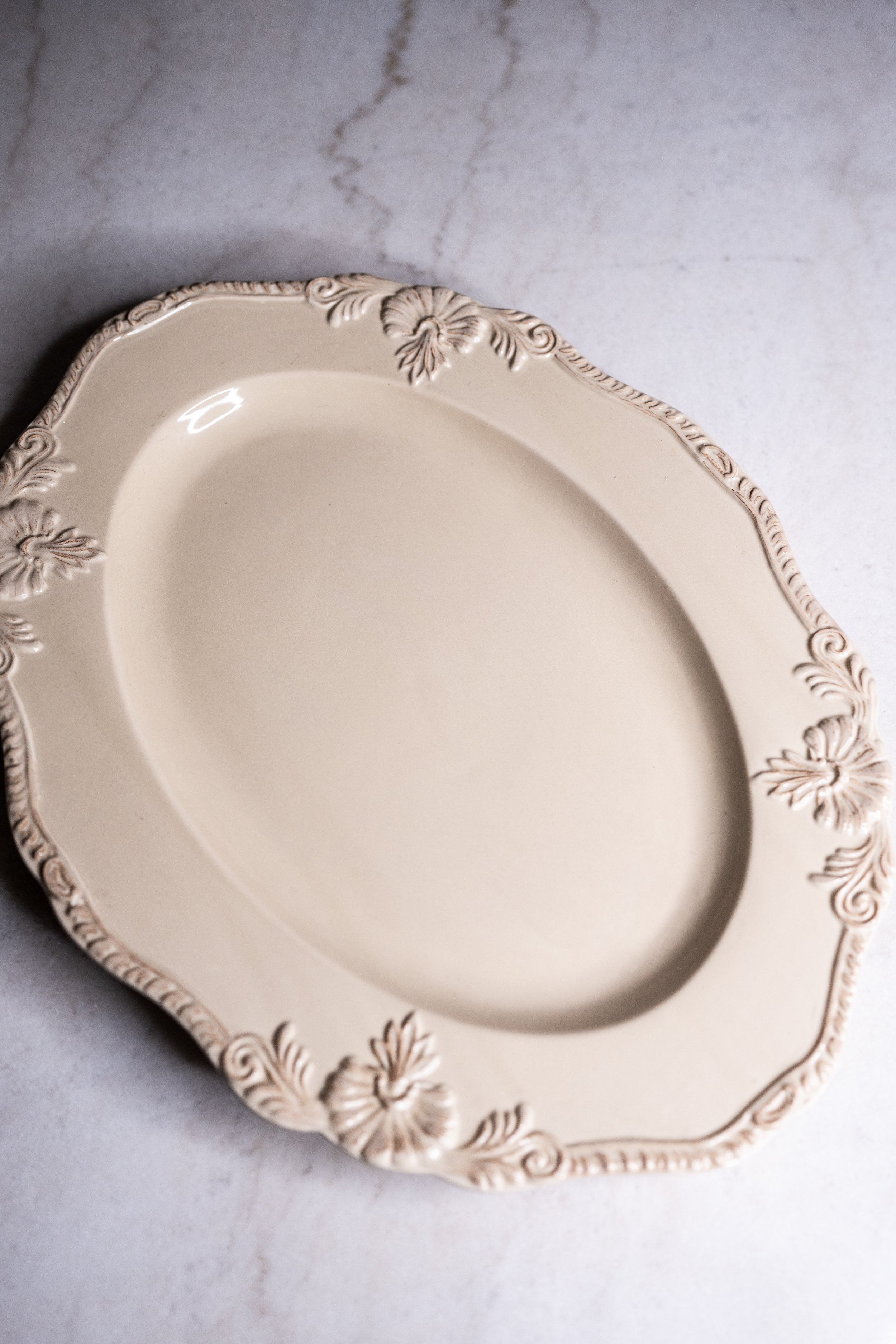 Provincial Home Living "Bretagne" Oval Serving Platter - French Vanilla