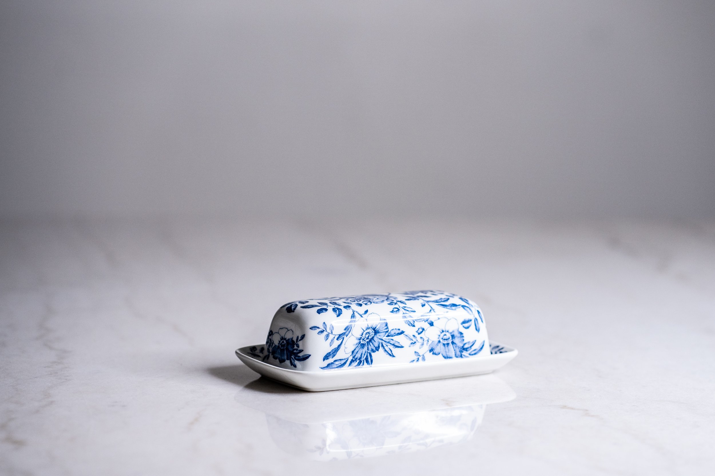 Vintage Churchill England Blue & White Floral Lidded Butter Dish – Made in Stoke-on-Trent