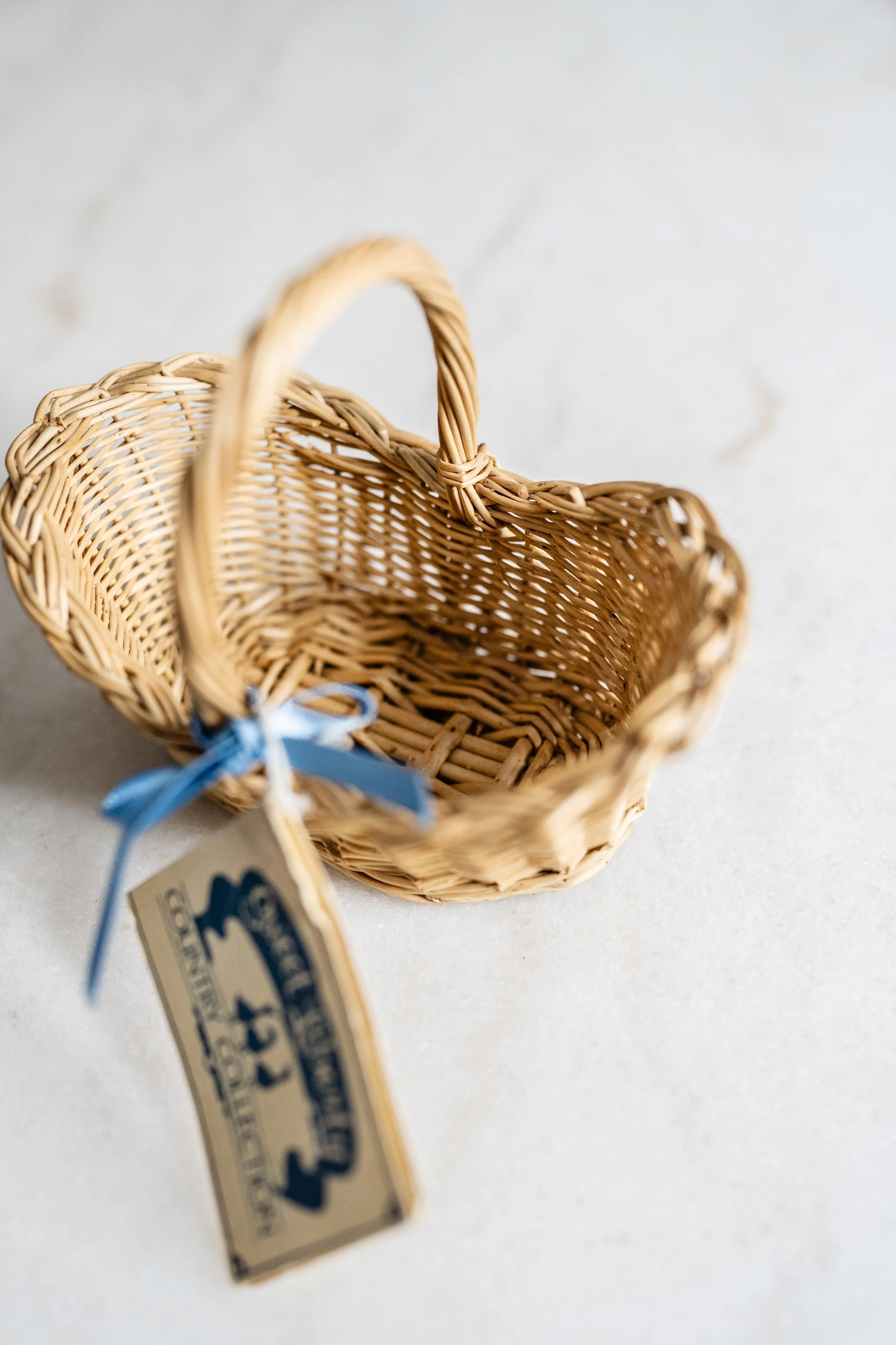 Vintage Sweet Liberty Country Collection Miniature Woven Basket
