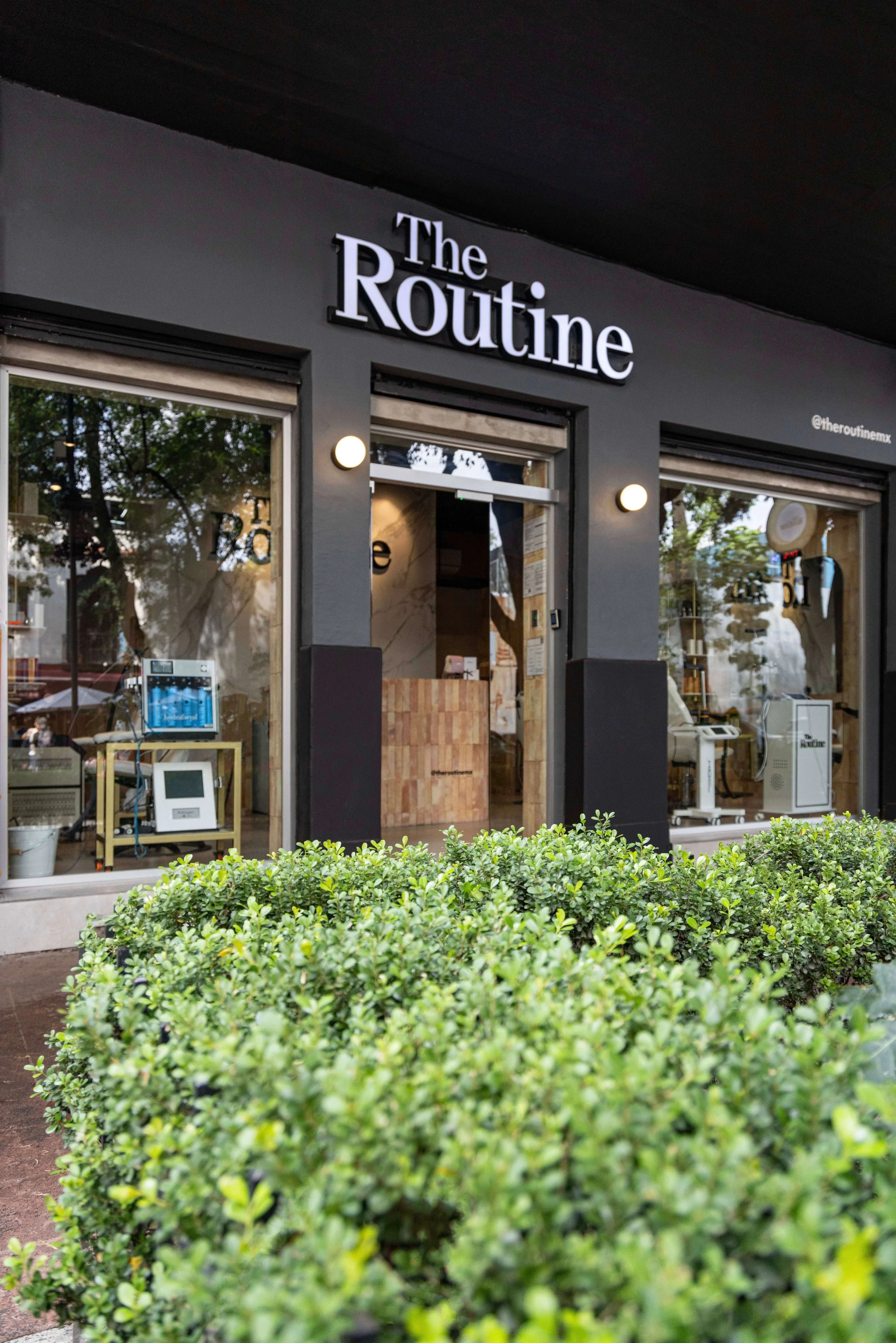 The Routine Polanco 22.jpg
