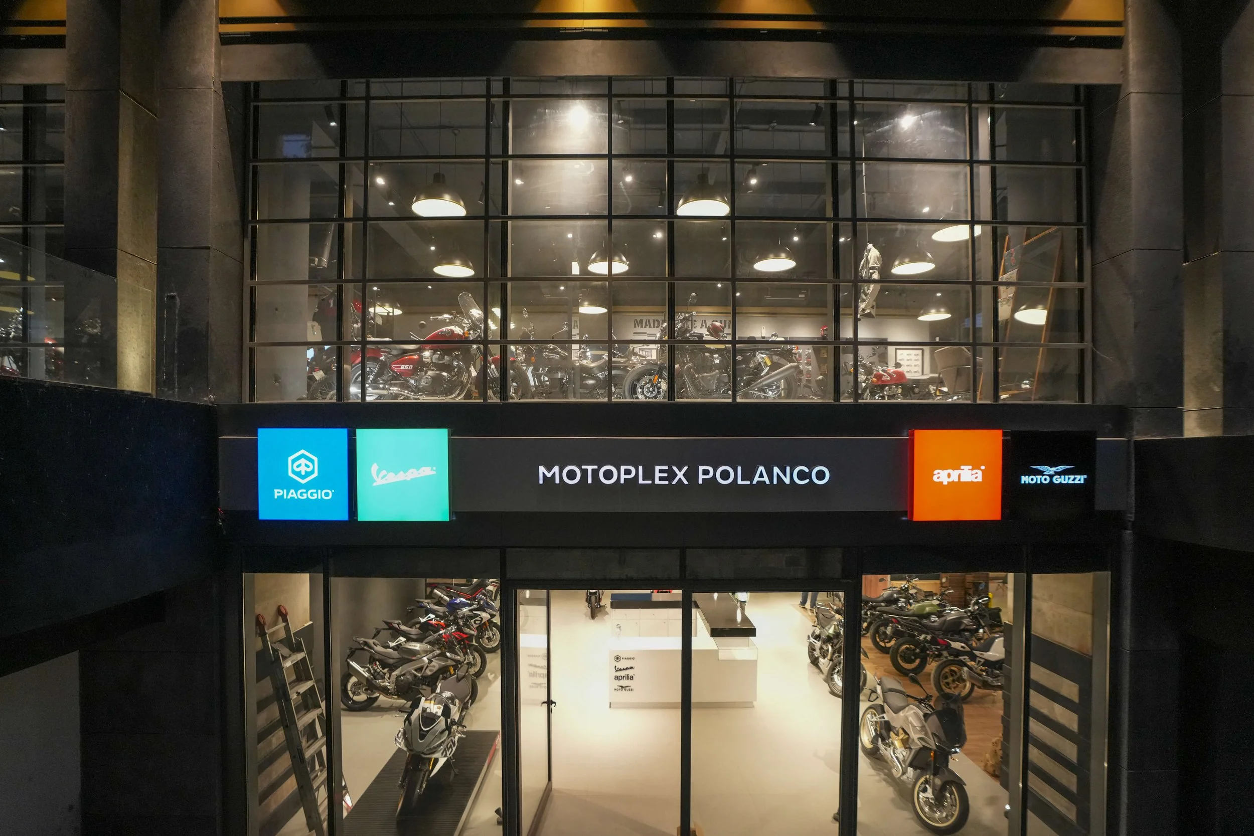 MOTOPLEX POLANCO APERTURA 014.jpg
