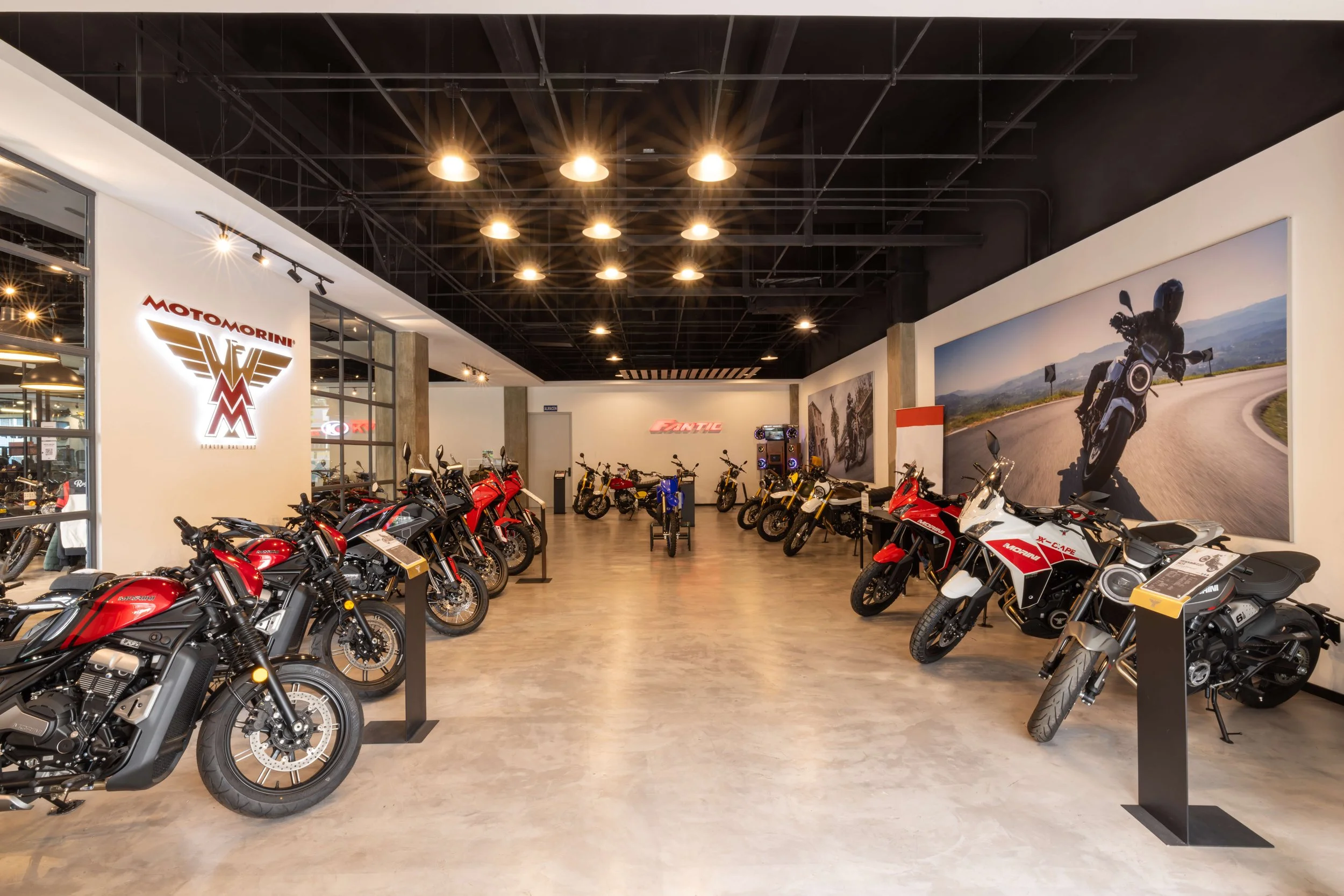 Agencia Multimarca Tlanepantla 7.jpg