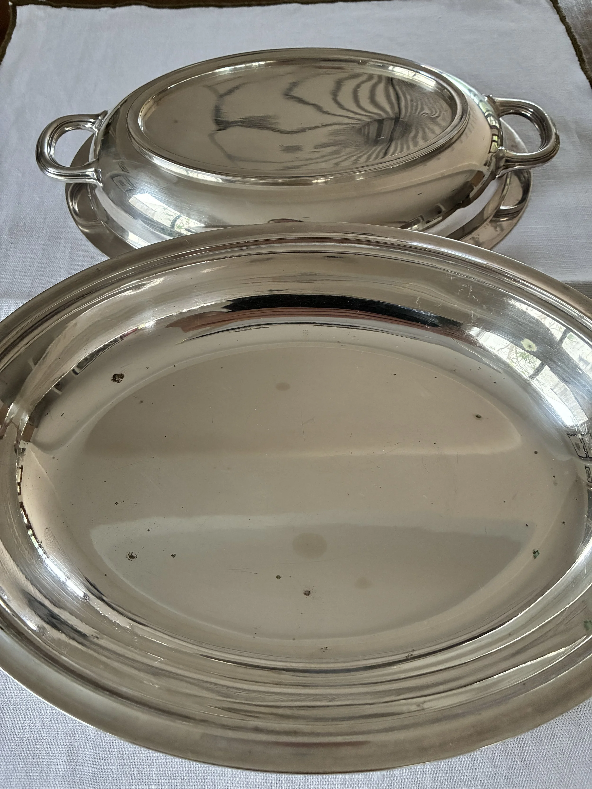Oval Lidded Platter.JPG
