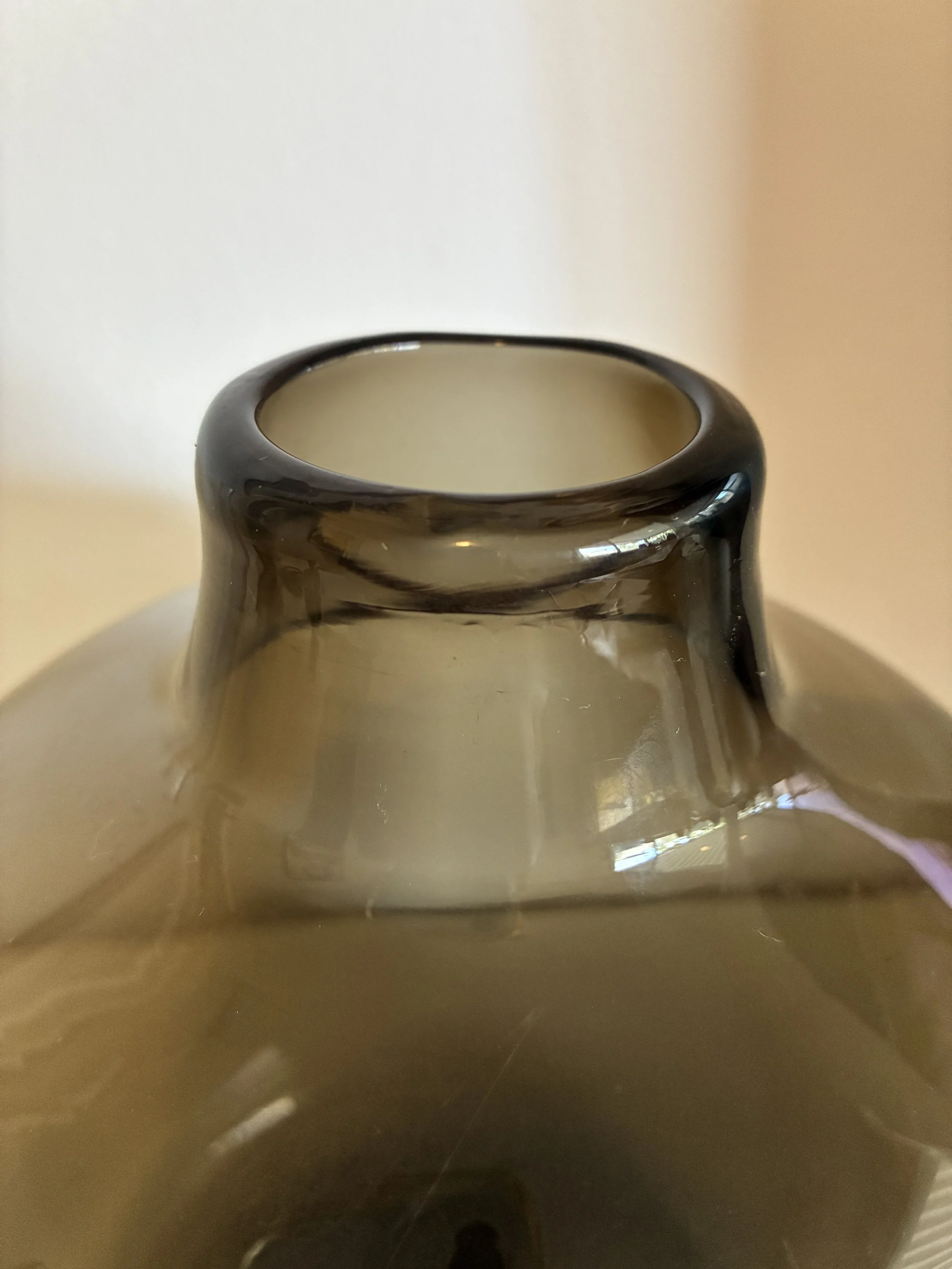 SmokyBrown Vase.JPG