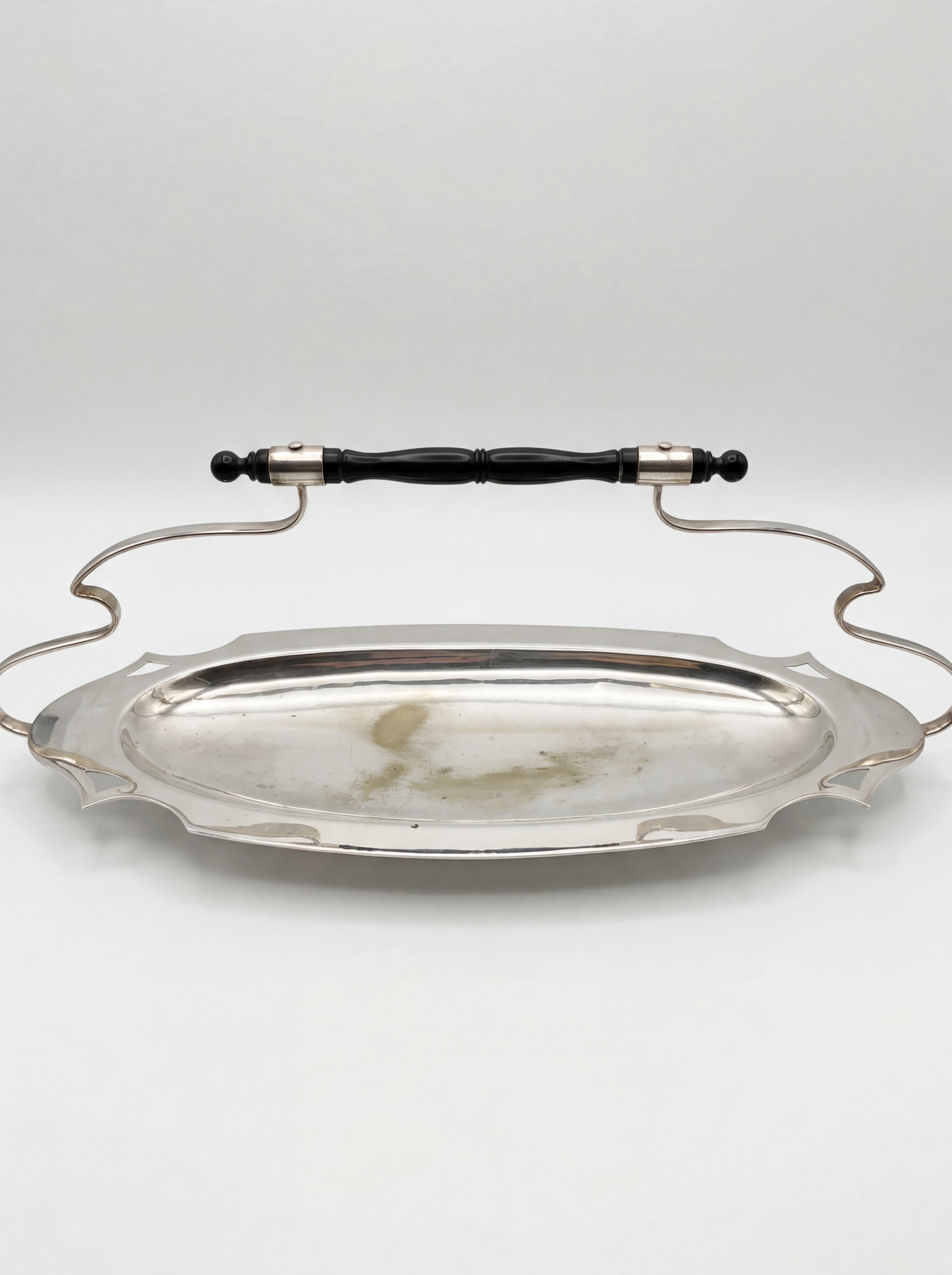 Silver+Tray+Black+Handle.png