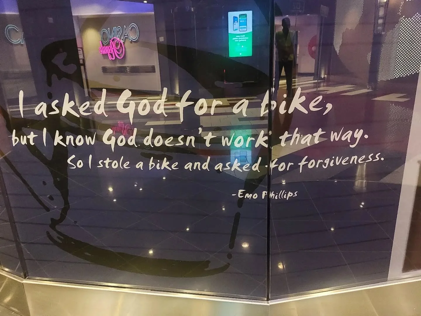 Frases que encontrar&aacute;s en los cruceros. Wait... What?

#livingoncruiseships #funoftheseas