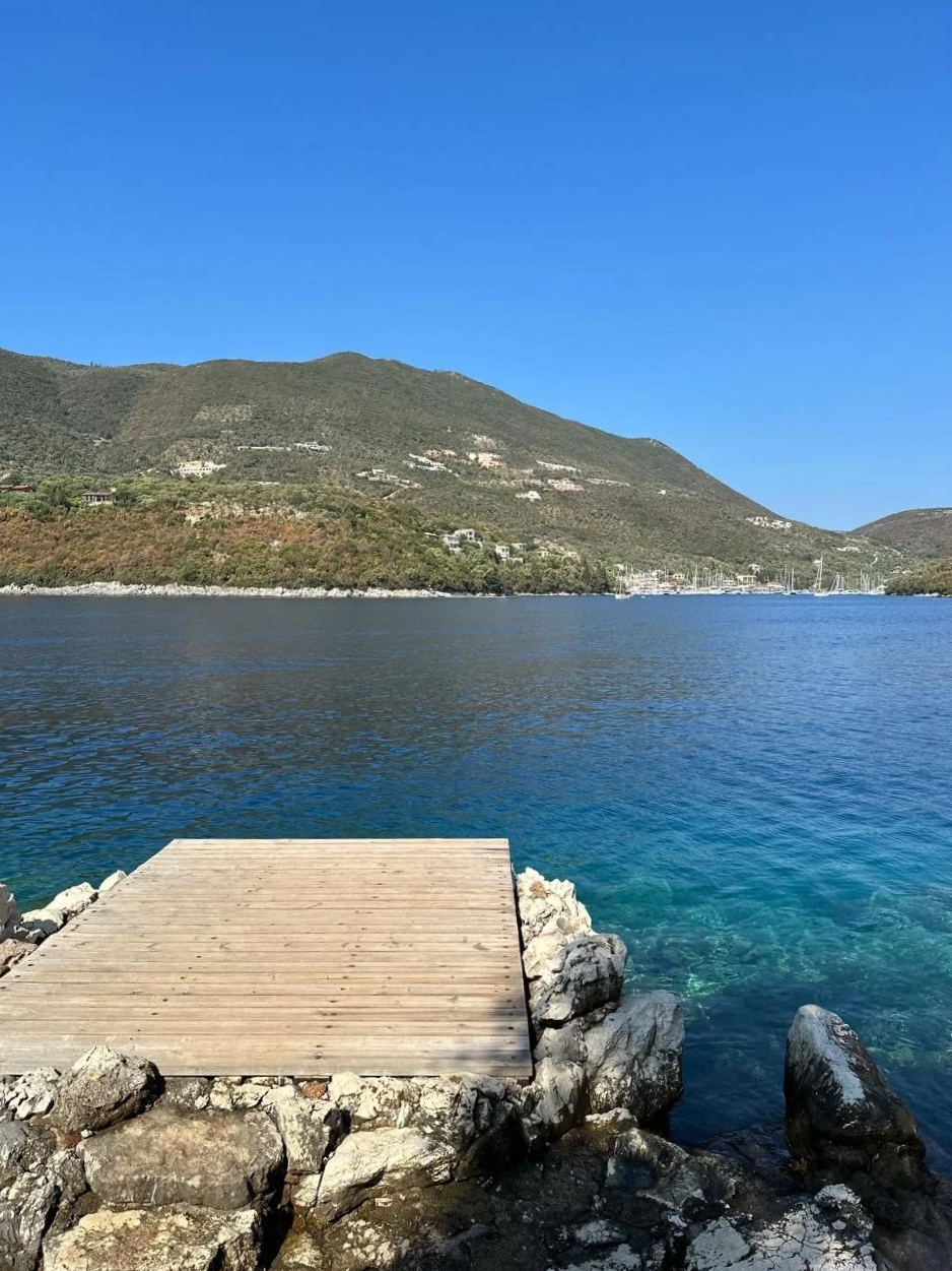 The'' Monte Carlo'' Dock