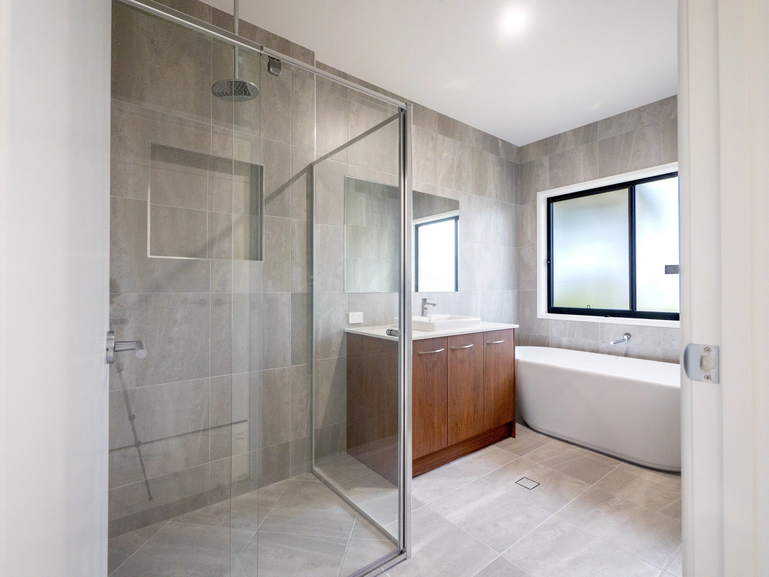Lot 2 Kapyong Road Caboolture 10 of 37.jpg