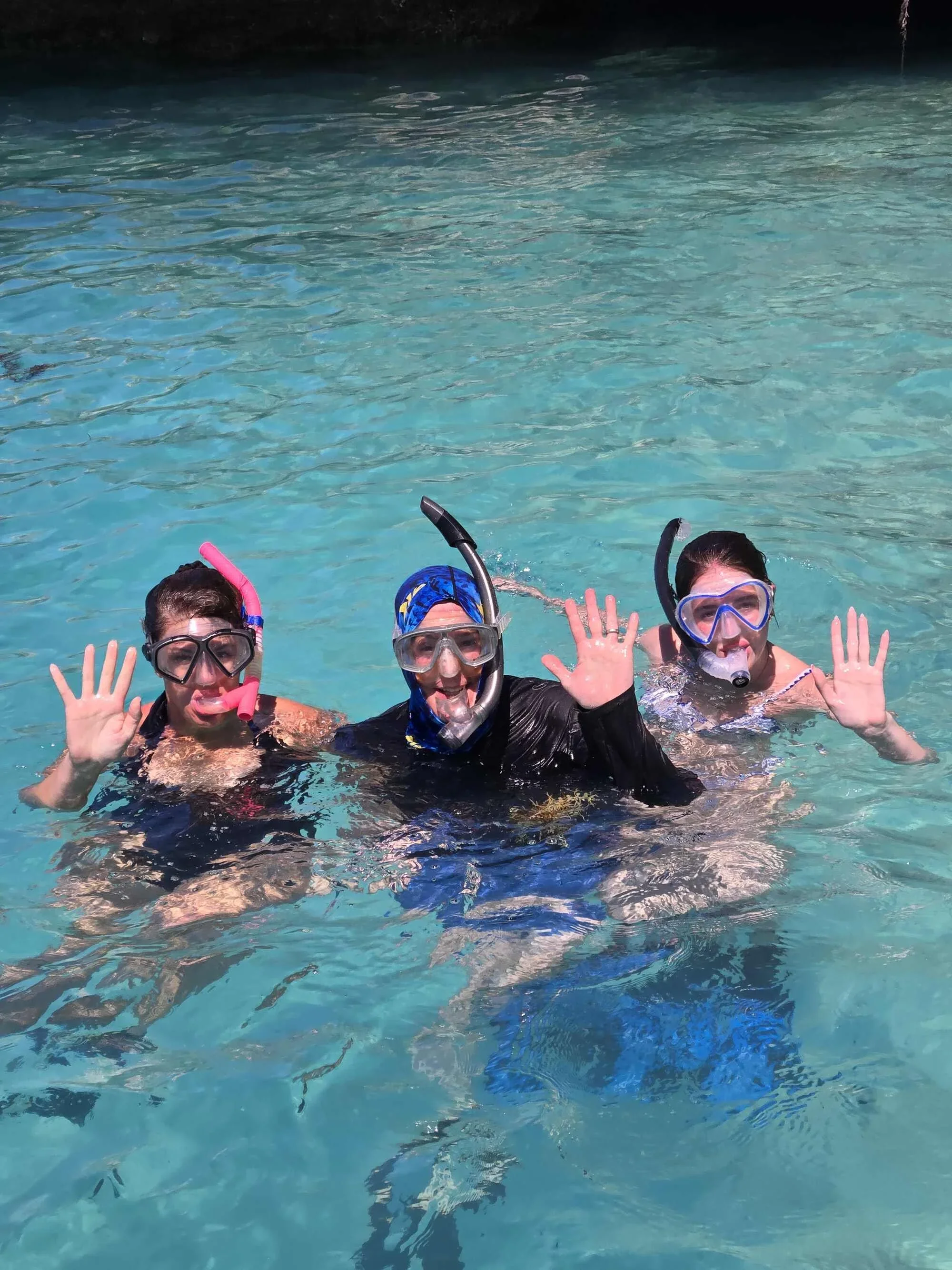 Snorkelling on Staniel Cay