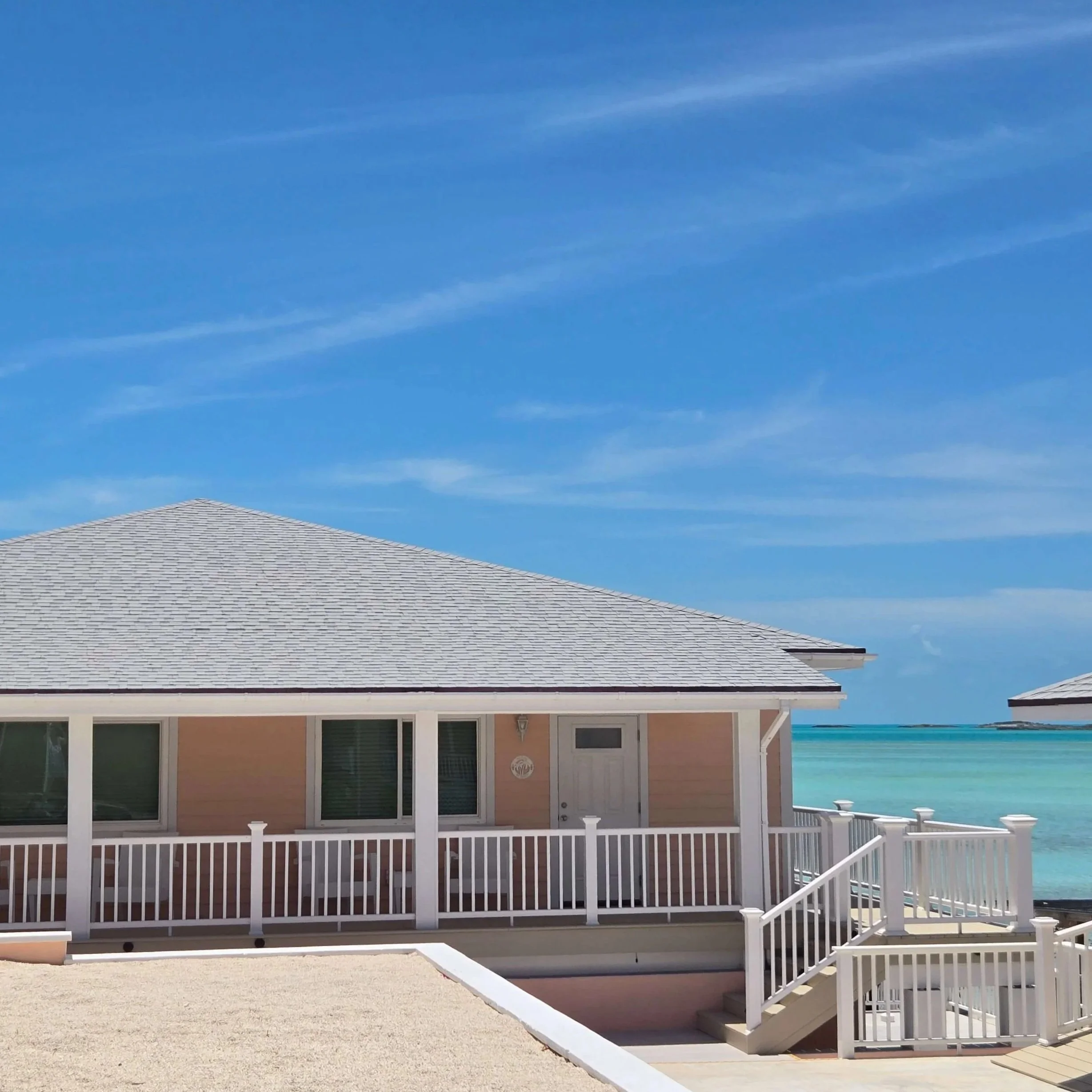 Brand-new Seaside Vacation Rentals on the waterfront in Staniel Cay