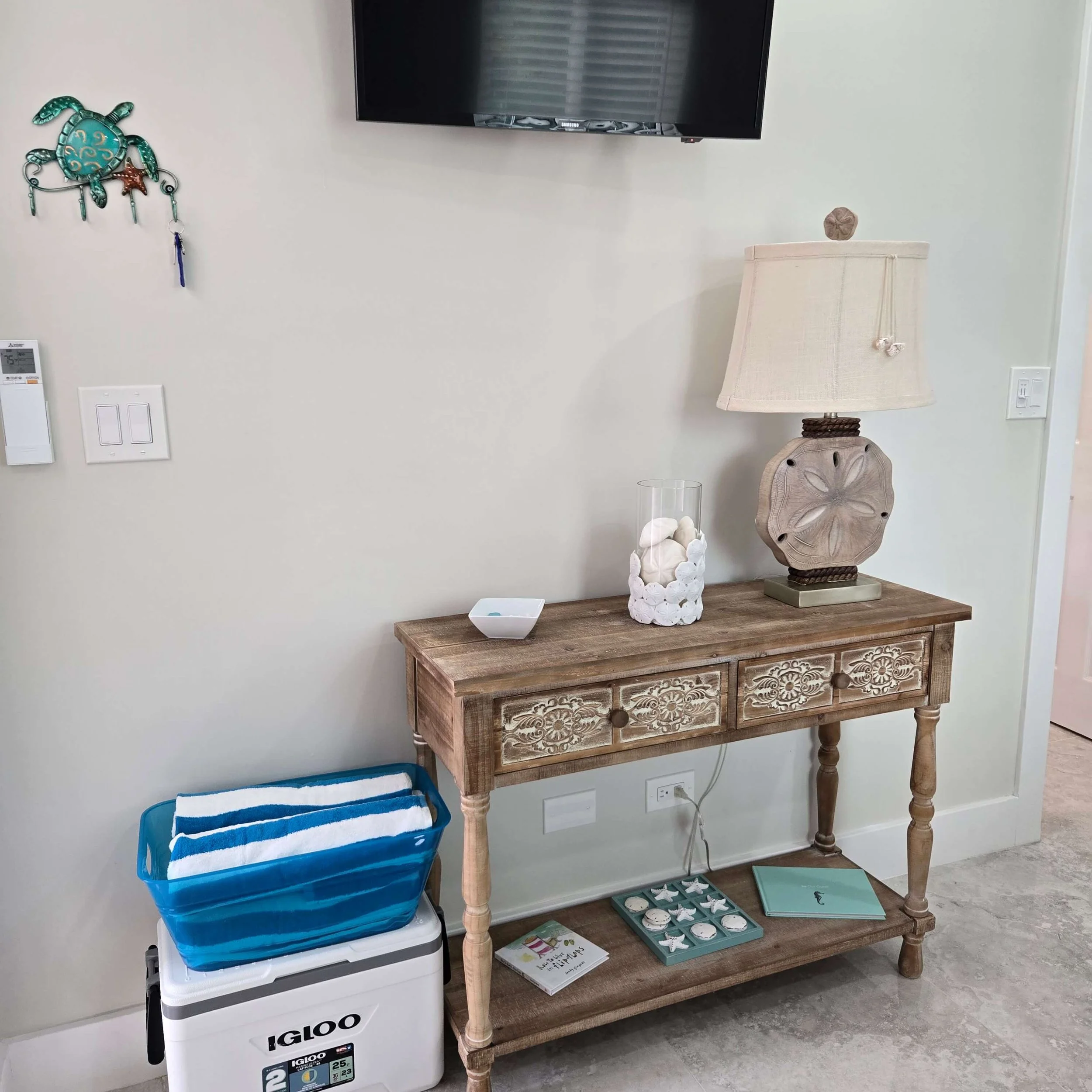 Modern coastal interior design in the Sea Biscuit unit on Staniel Cay