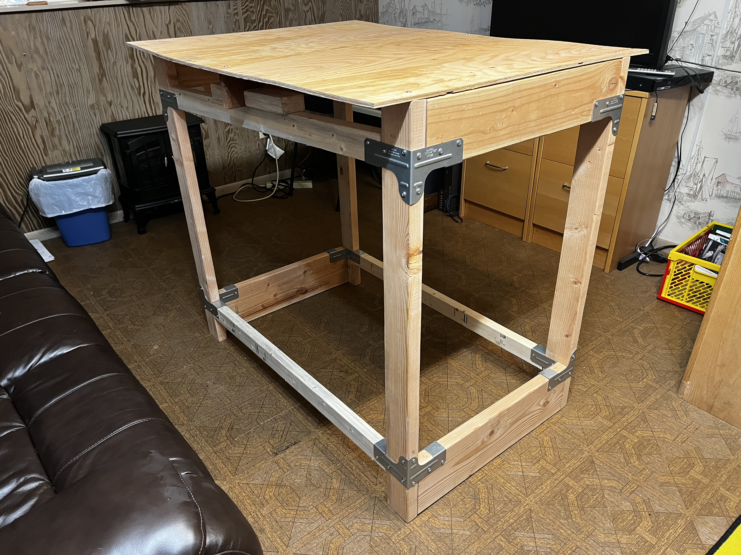 Self constructed animation table and set base