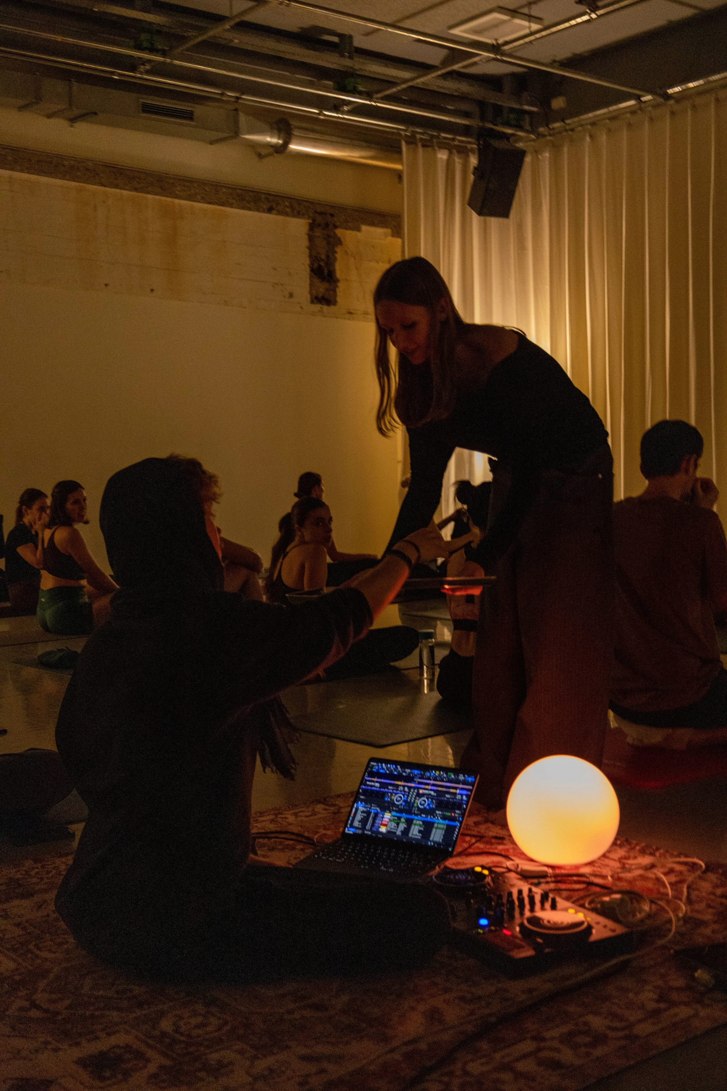 Techno Yoga Rotterdam Tour