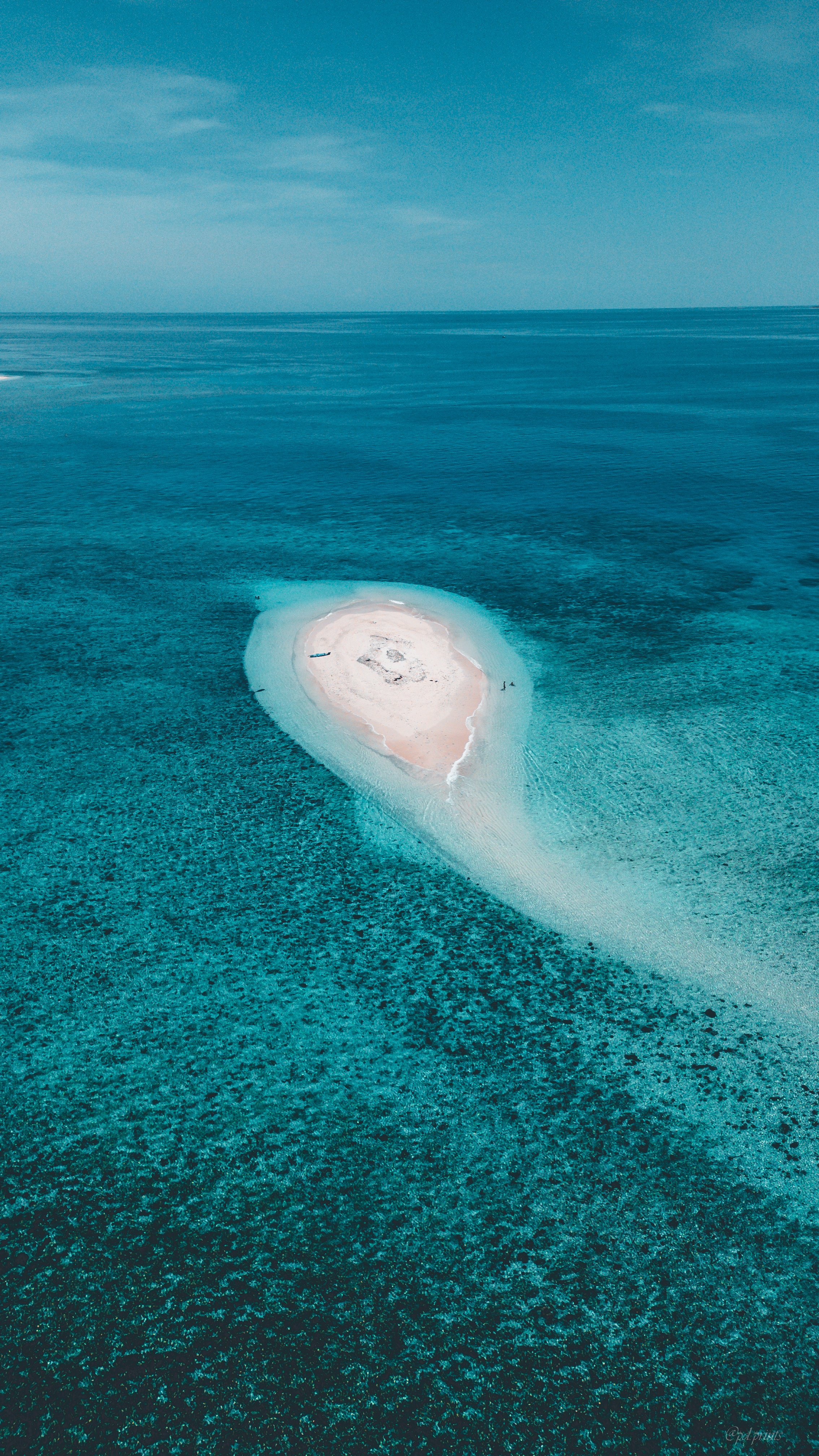 CASTAWAY