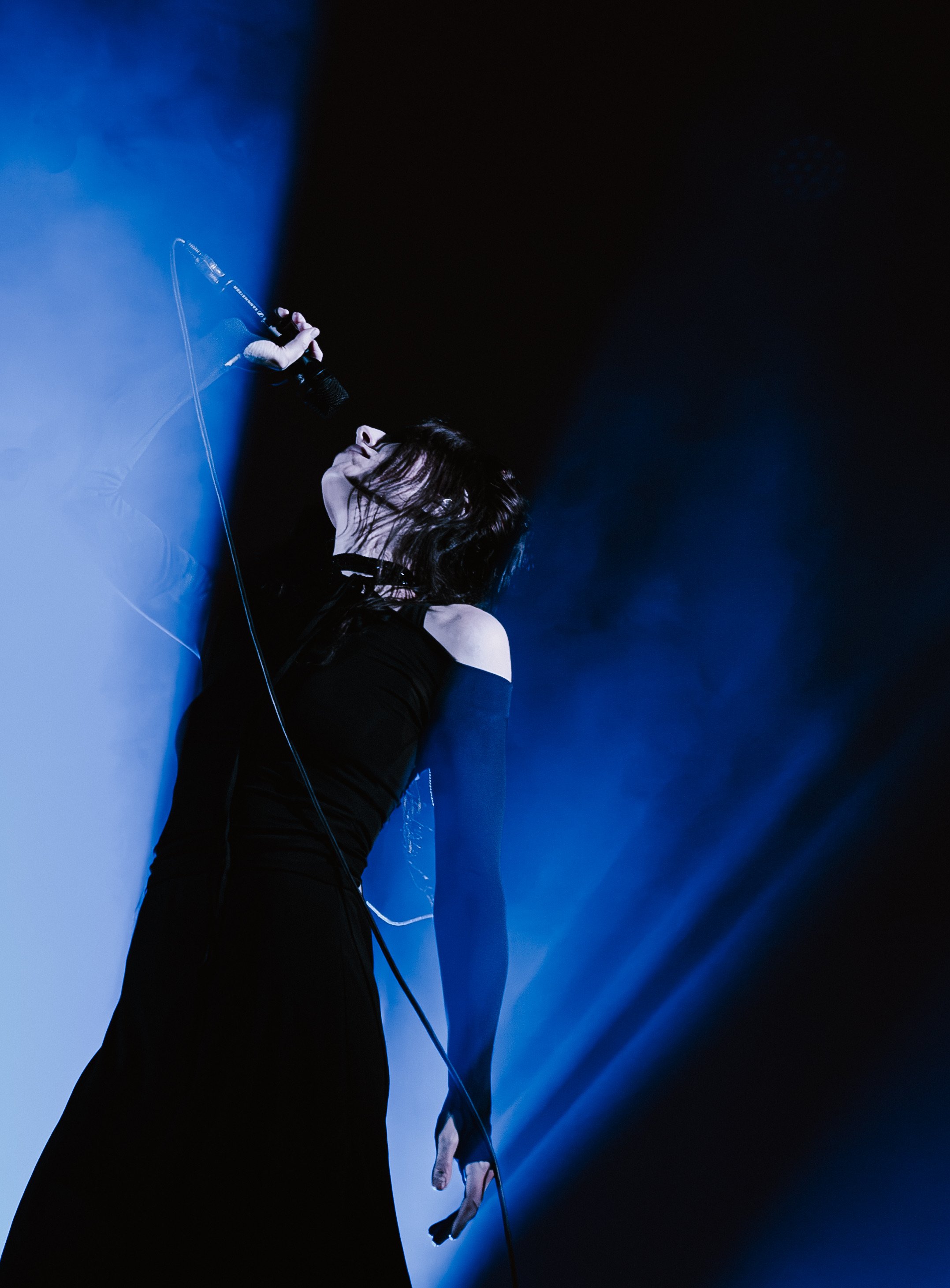  NASHVILLE, TENNESSEE - October 14: Chelsea Wolfe performs at Marathon Music Works during her world tour. (Photo by Yui Breedlove for Pretty Nifty) 