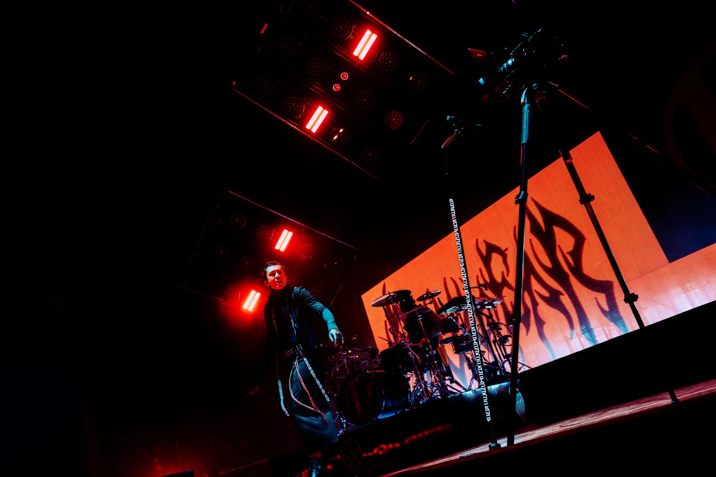 twenty_one_pilots_10.17.2025-001-2.0.jpeg