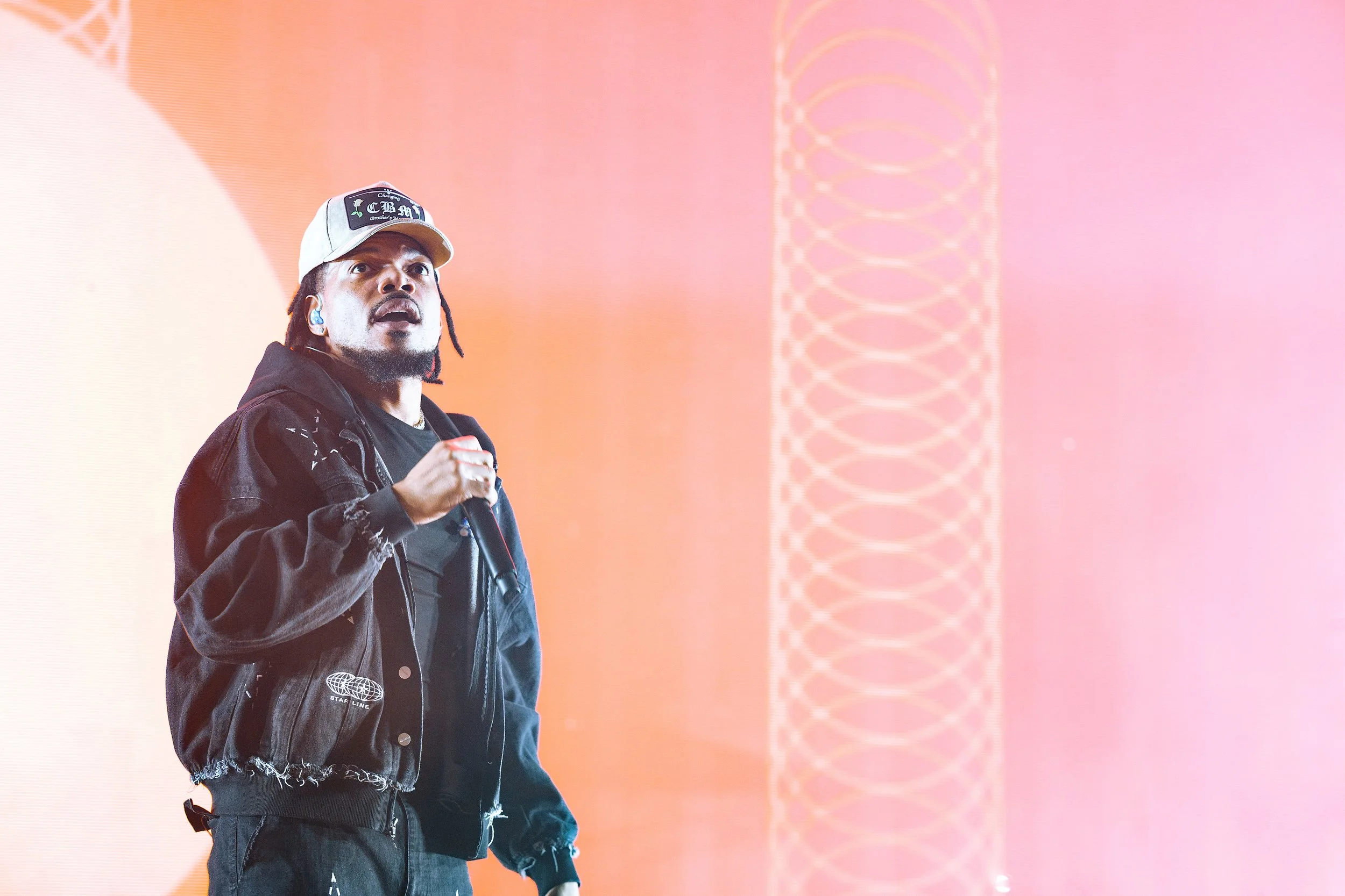  NASHVILLE, TENNESSEE - August 30: Chance the Rapper sells out Ryman Auditorium on his  Coloring Book  10th anniversary tour. (Photo by Dylan Basden for Pretty Nifty) 