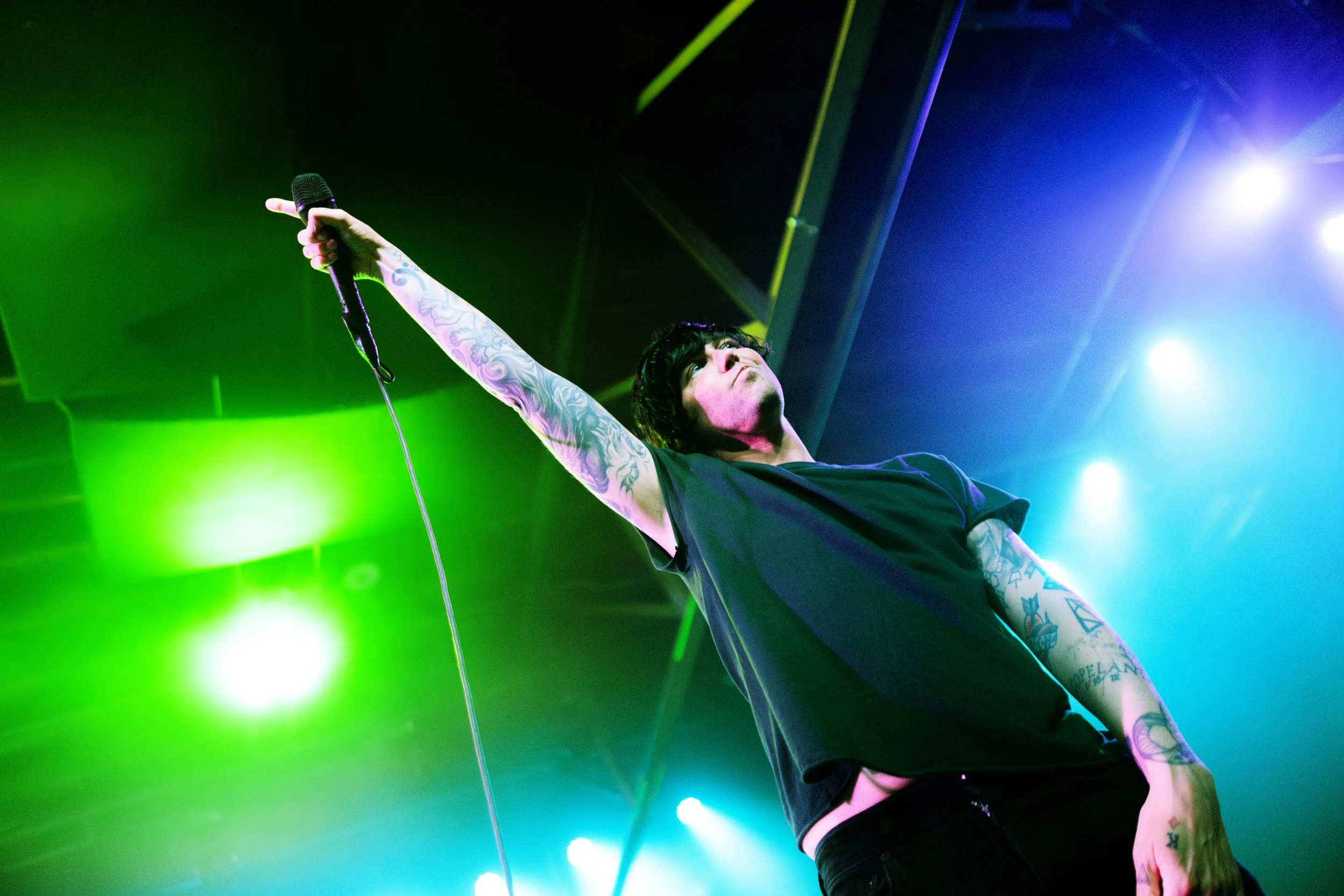  NASHVILLE, TENNESSEE - MAY 8: Sleeping With Sirens perform at Marathon Music Works. (Photo by Dylan Basden for Pretty Nifty) 