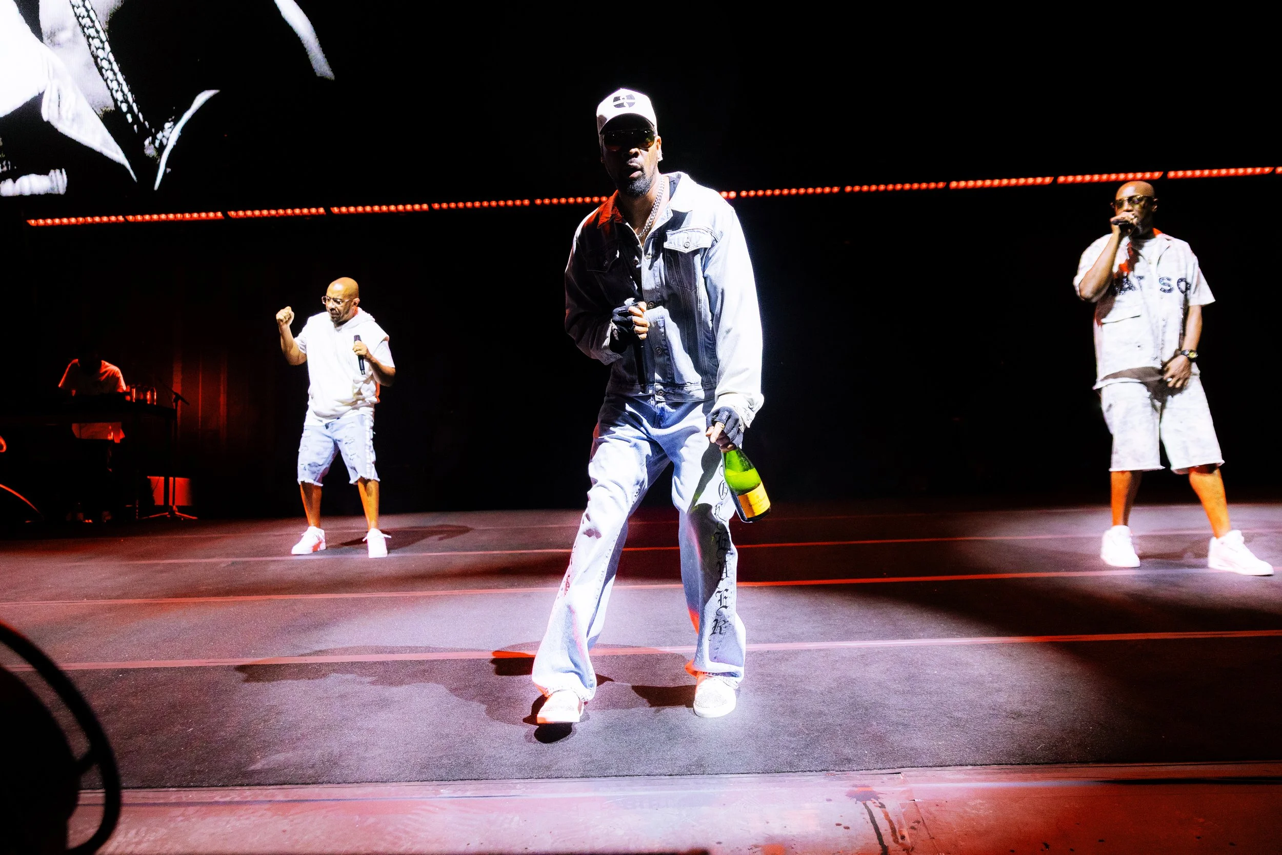  BIRMINGHAM, ALABAMA - September 19: Wu-Tang Clan perform their last concert in the state of Alabama during their “Wu-Tang Forever: The Final Chamber” tour. (Photo by Dylan Basden for Pretty Nifty) 