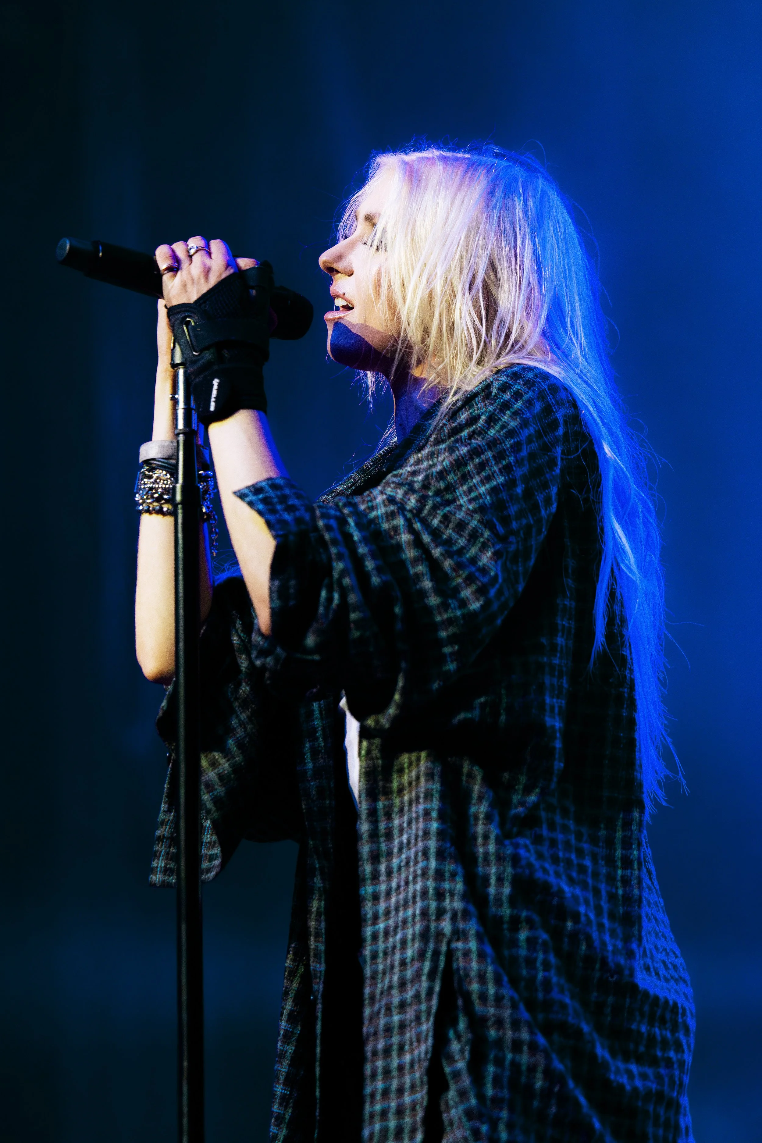  NASHVILLE, TENNESSEE - September 3: The Pretty Reckless headline Ryman Auditorium on their “Dear God” tour. (Photo by Dylan Basden for Pretty Nifty) 
