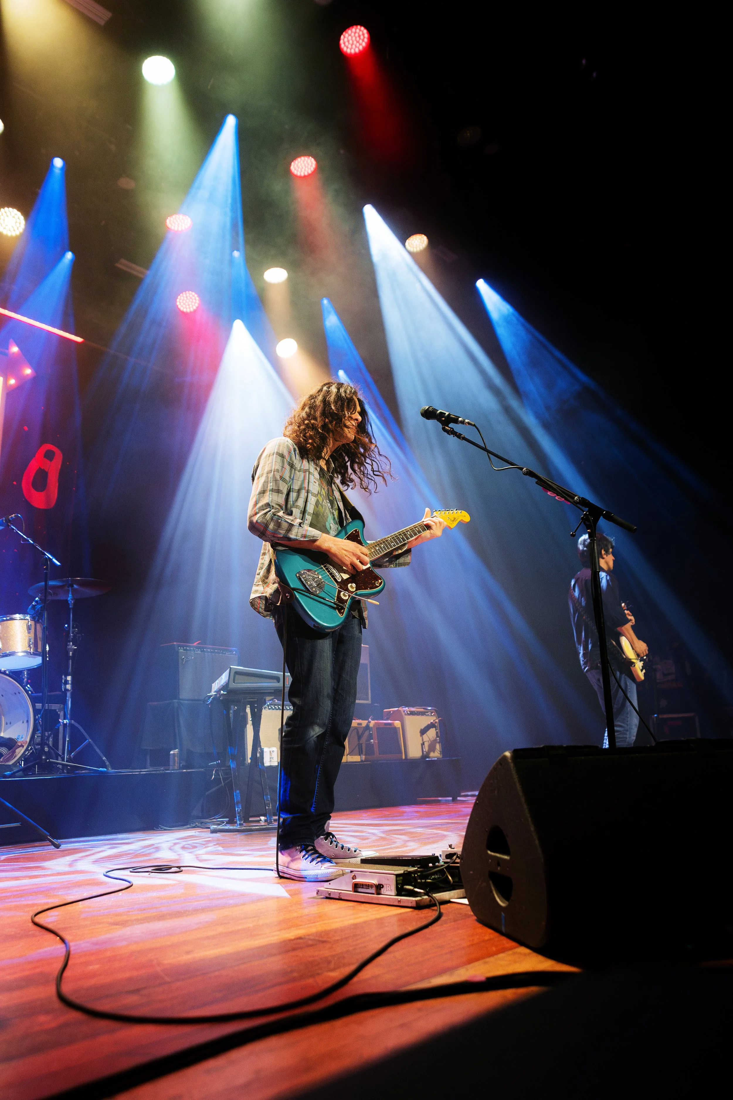  NASHVILLE, TENNESSEE - July 18: Kurt Vile brings his “KV’s Been Good to Me” Tour to Ryman Auditorium. (Photo by Dylan Basden for Pretty Nifty) 