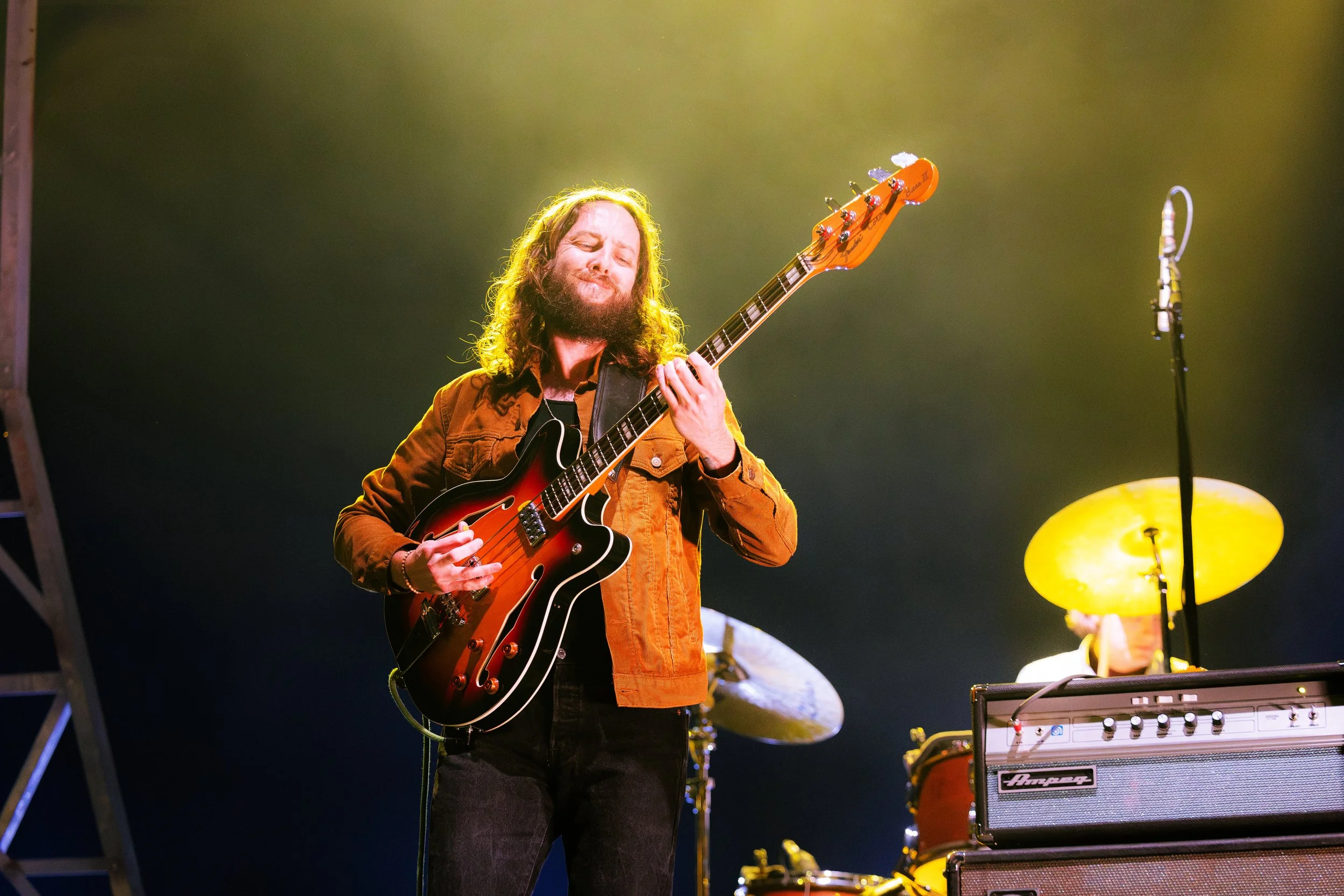  NASHVILLE, TENNESSEE - October 16: Jesse Welles brings his “Red” tour to The Pinnacle. (Photo by Dylan Basden for Pretty Nifty) 