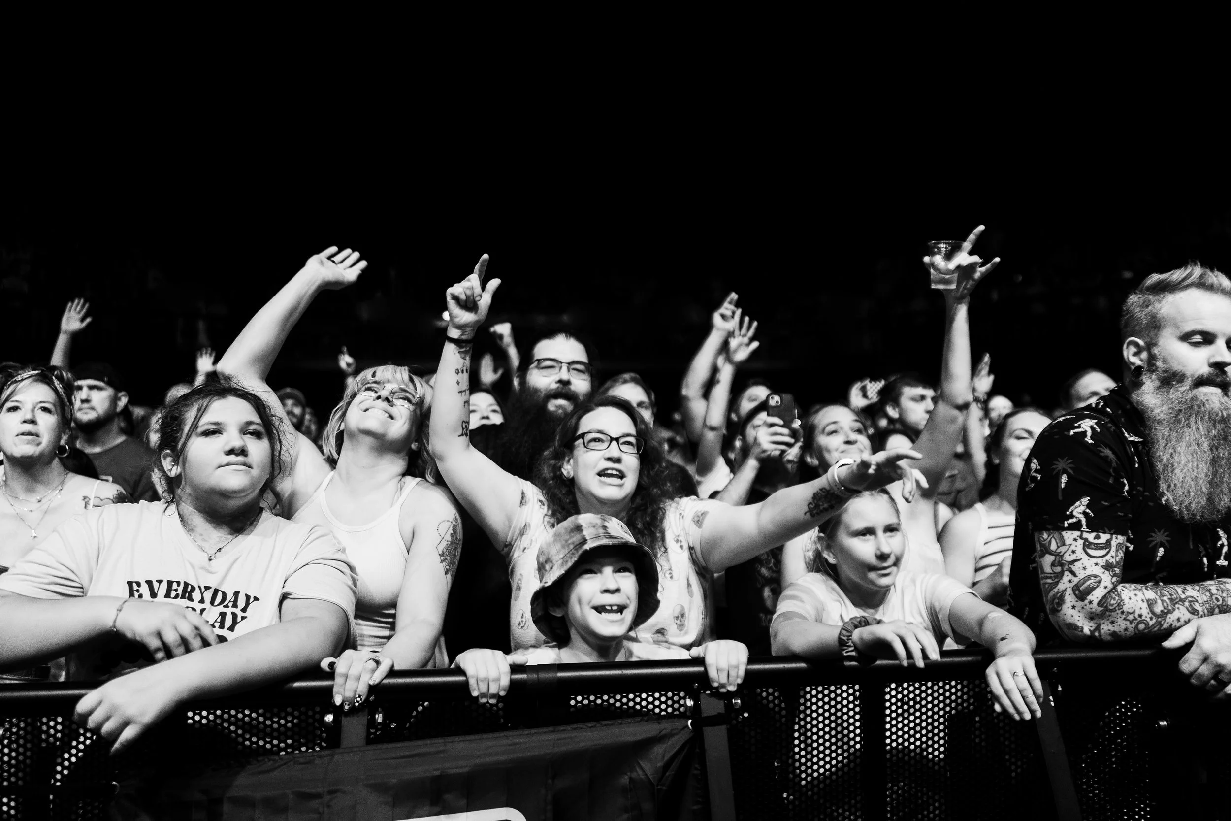  NASHVILLE, TENNESSEE - August 1: Dirty Heads perform at headline show at The Pinnacle. (Photo by Dylan Basden for Pretty Nifty) 