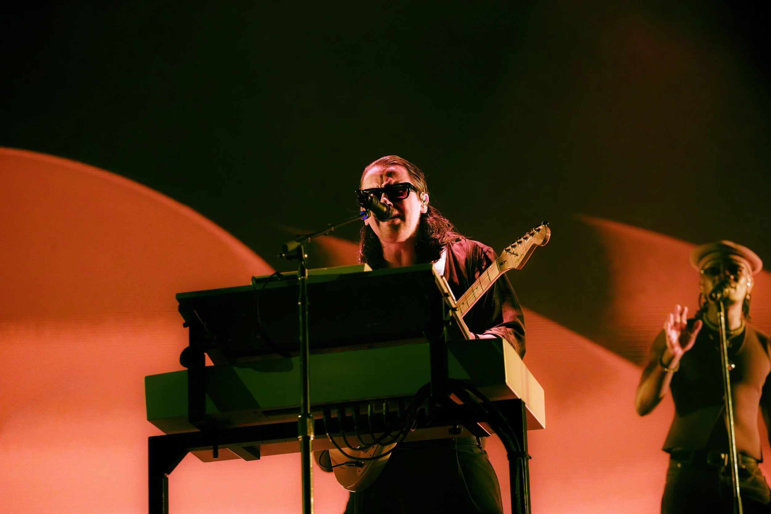  NASHVILLE, TENNESSEE - September 21: Jungle bring their “Sunshine World Tour” to The Pinnacle. (Photo by Dylan Basden for Pretty Nifty) 