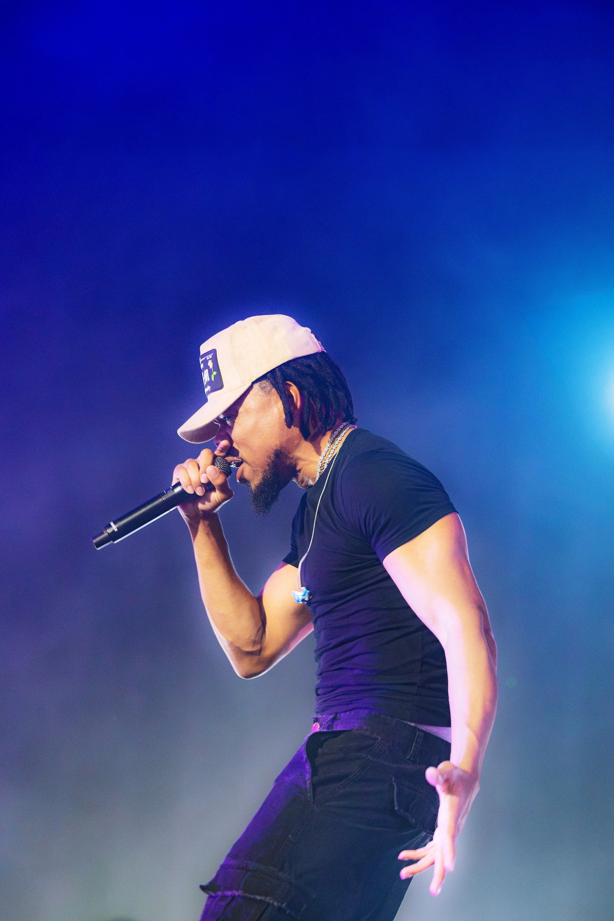  NASHVILLE, TENNESSEE - August 30: Chance the Rapper sells out Ryman Auditorium on his  Coloring Book  10th anniversary tour. (Photo by Dylan Basden for Pretty Nifty) 