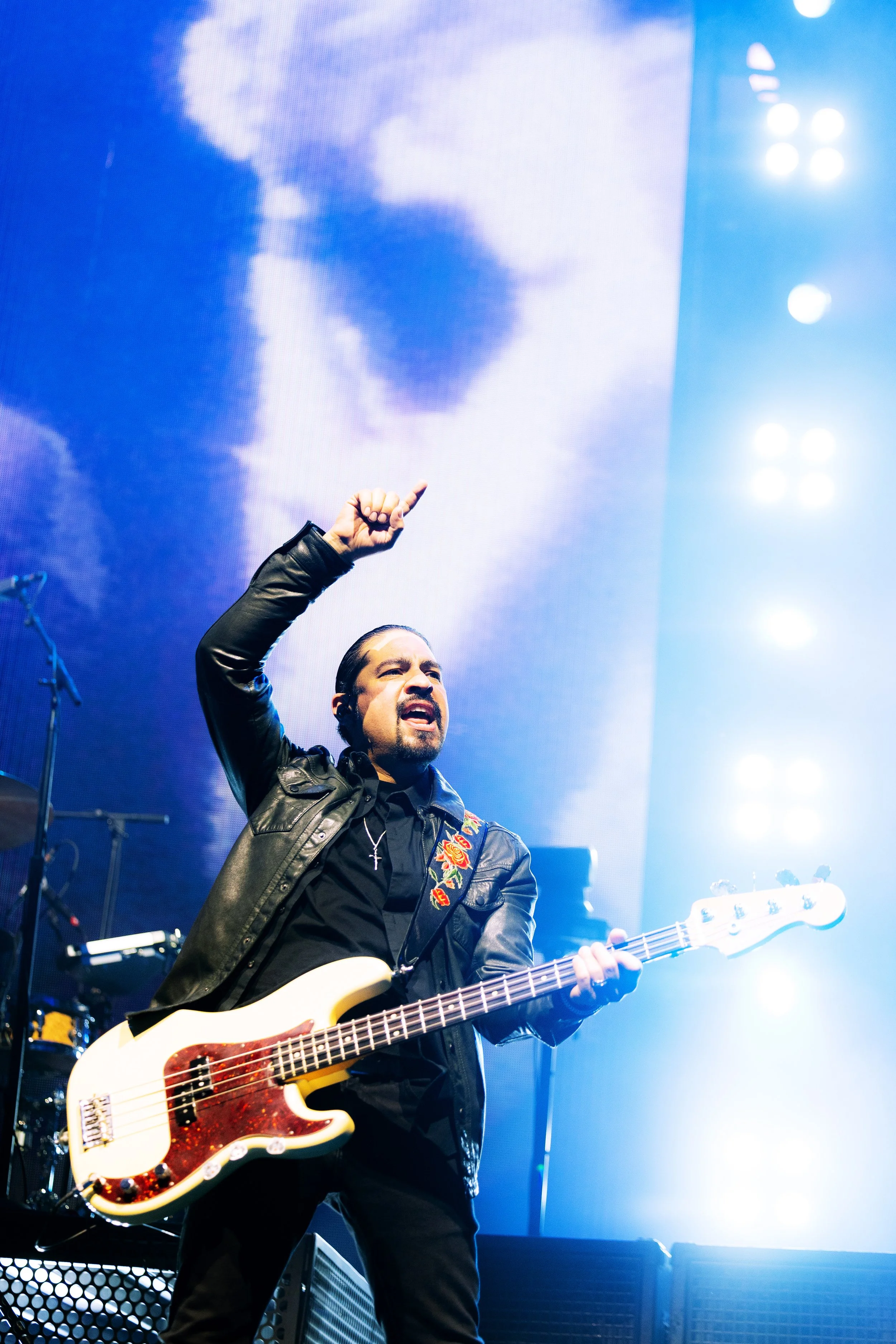  NASHVILLE, TENNESSEE - July 31: Train celebrate 25 years of  Drops of Jupiter  with a sold out show at Ascend Federal Credit Union Amphitheater. (Photo by Dylan Basden for Pretty Nifty) 