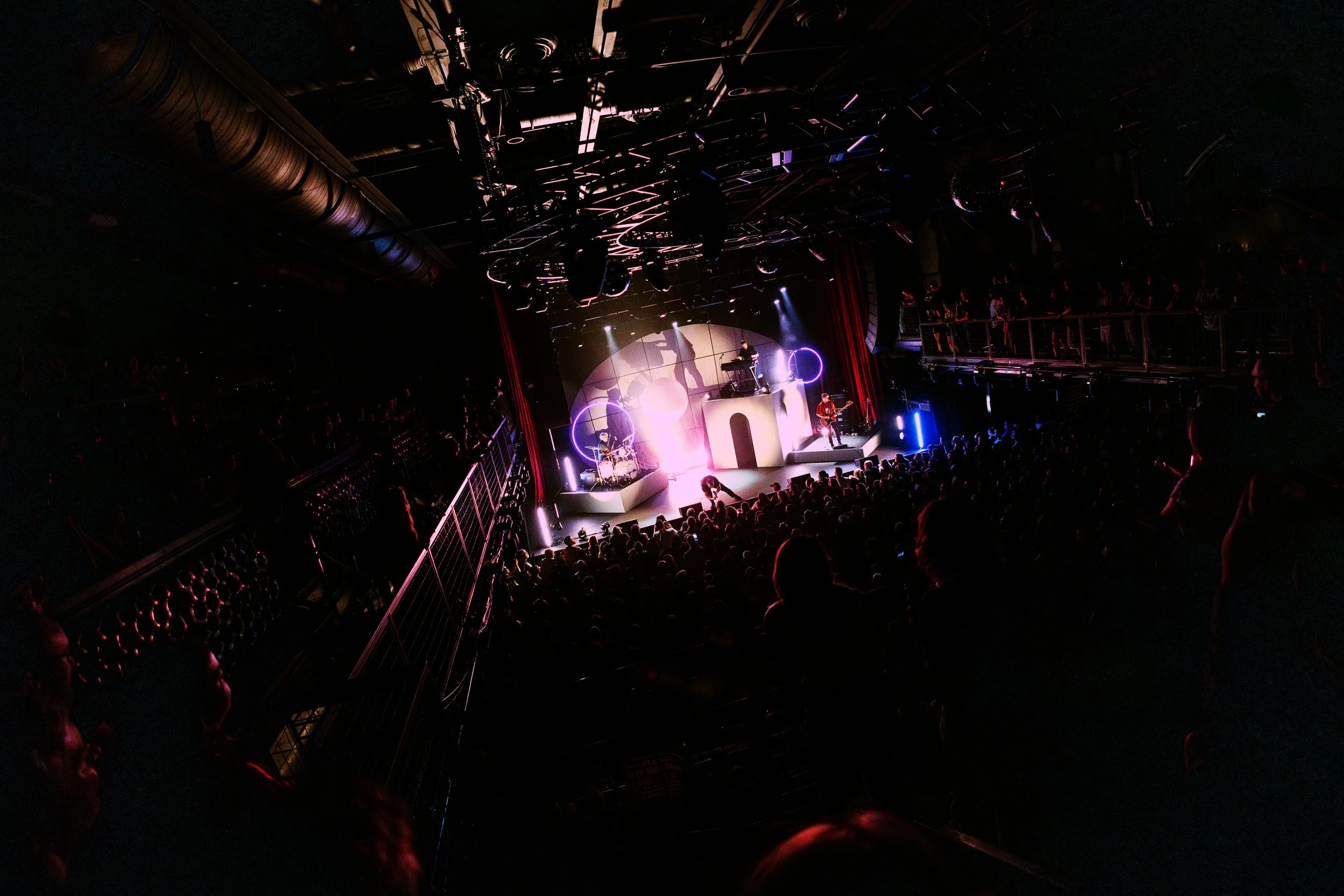Future_Islands_06.27.2024-043-2.0.jpeg
