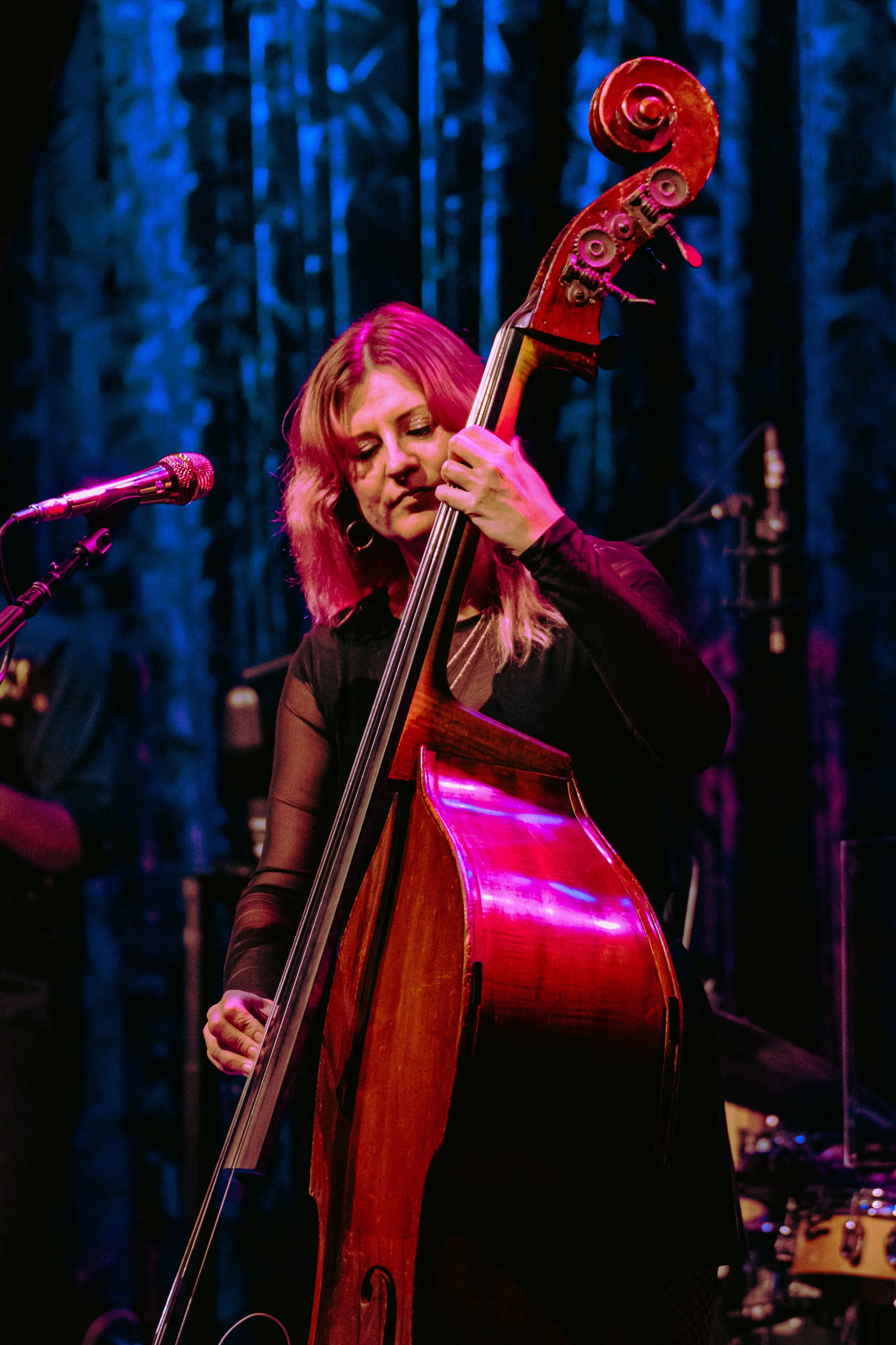 molly-tuttle-10.jpeg