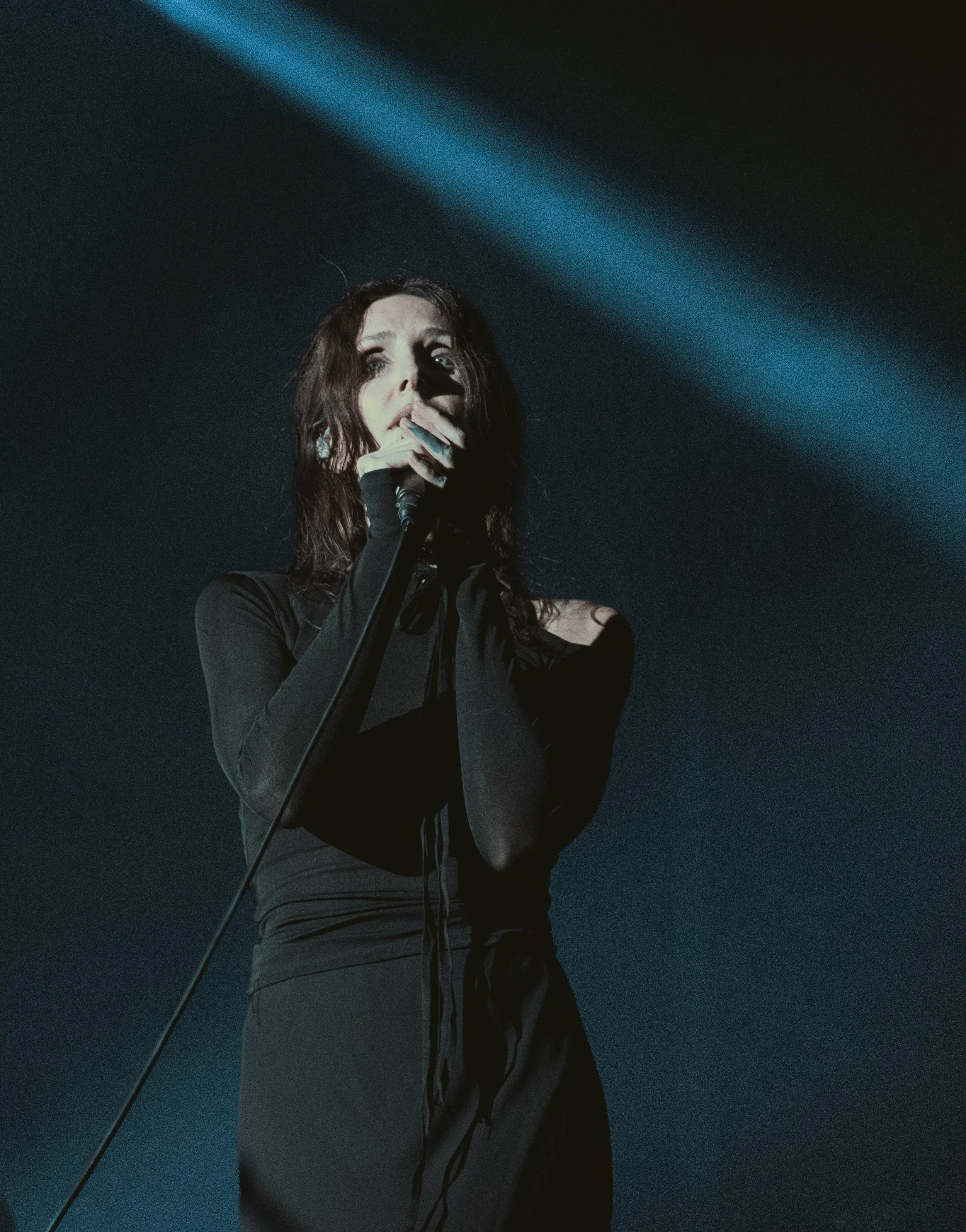  NASHVILLE, TENNESSEE - October 14: Chelsea Wolfe performs at Marathon Music Works during her world tour. (Photo by Yui Breedlove for Pretty Nifty) 
